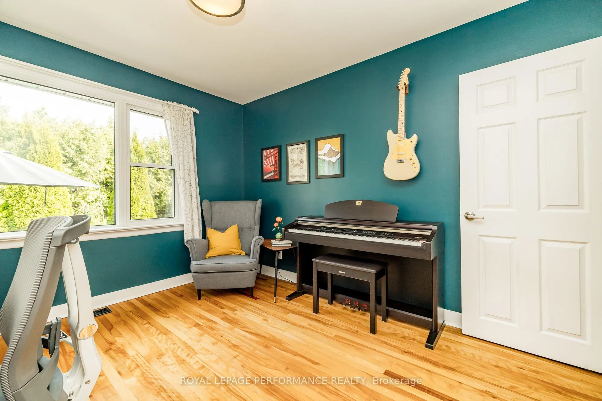 343 Fullerton Avenue