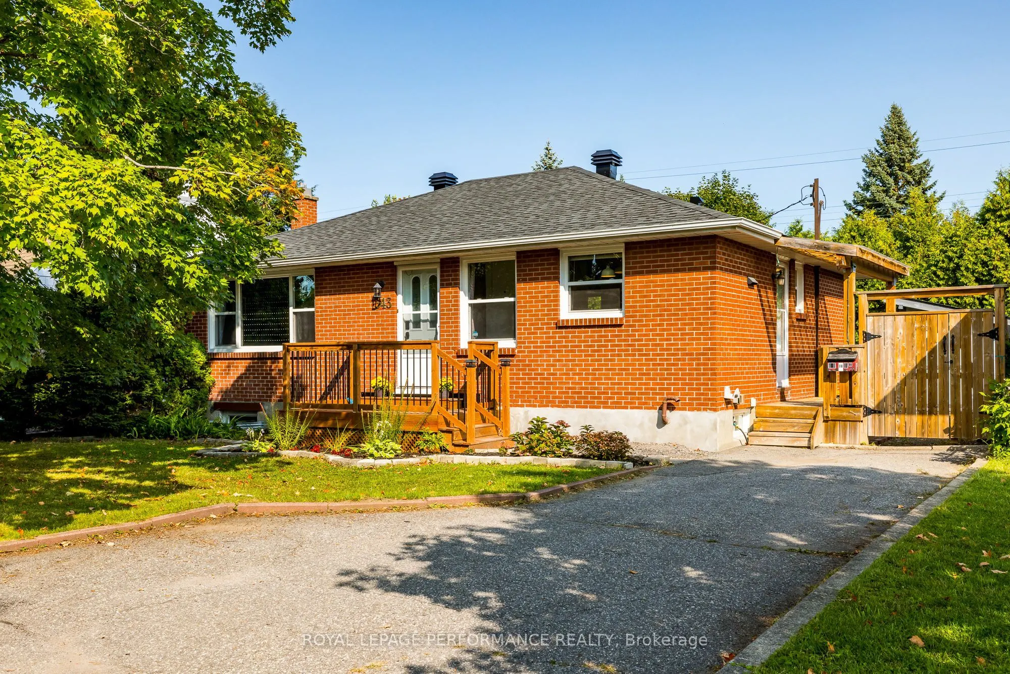343 Fullerton Avenue