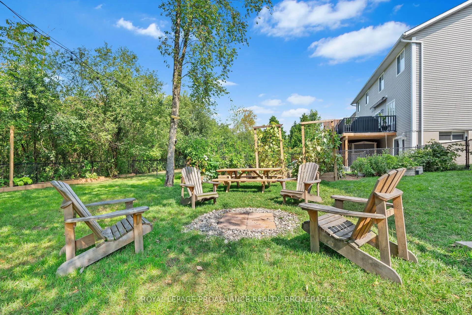 587 Teal Court