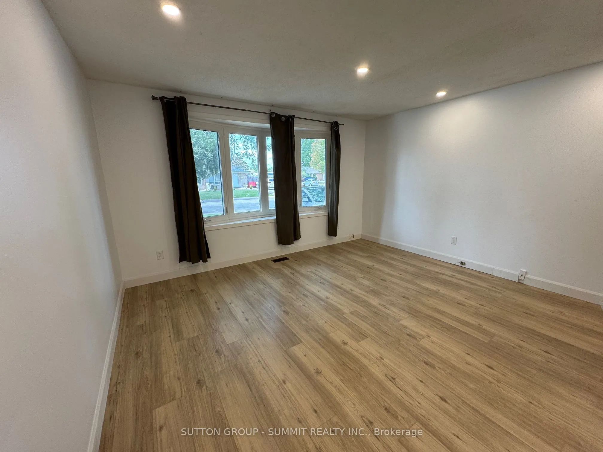 5 Fairholme Court