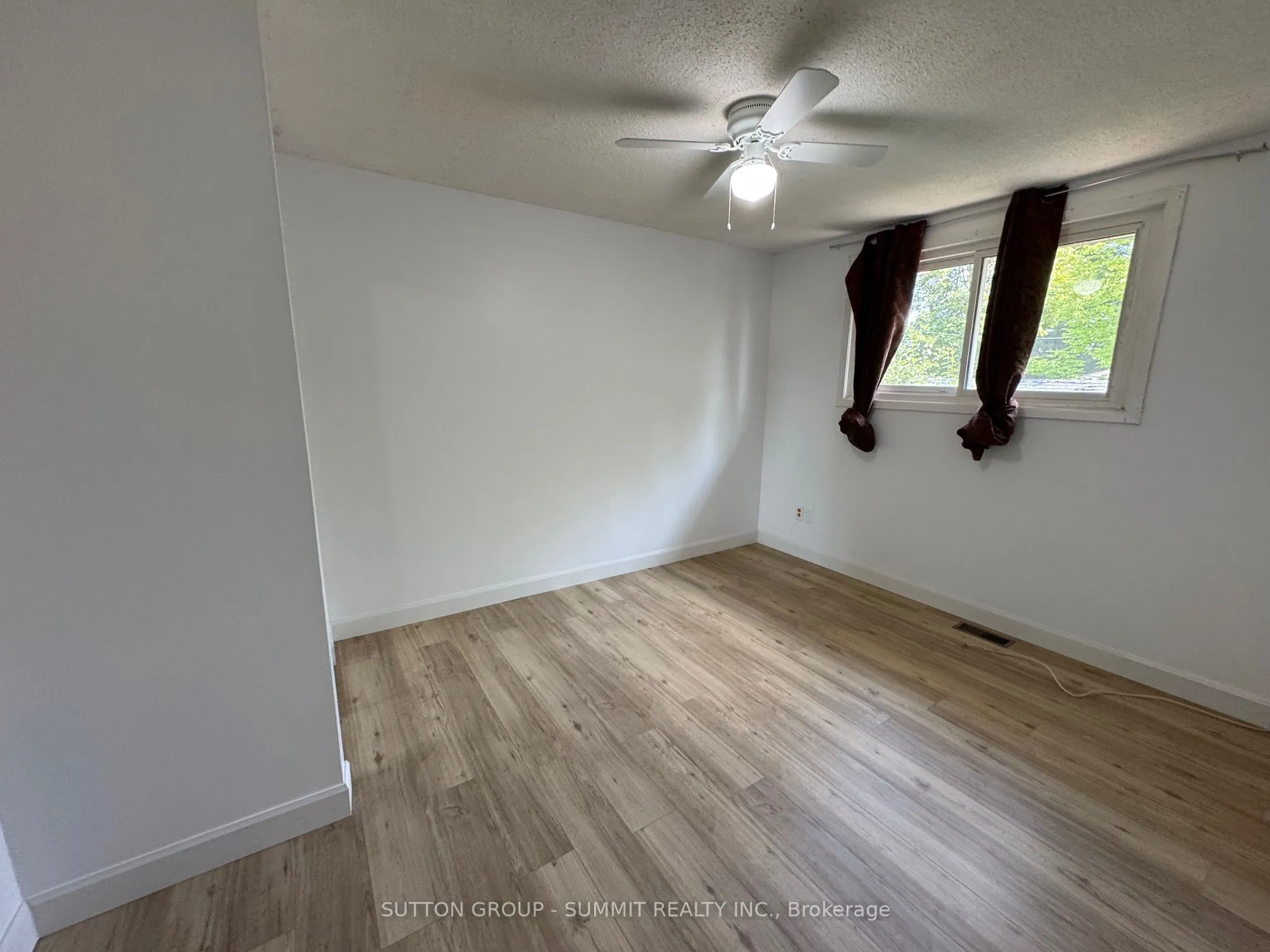 5 Fairholme Court