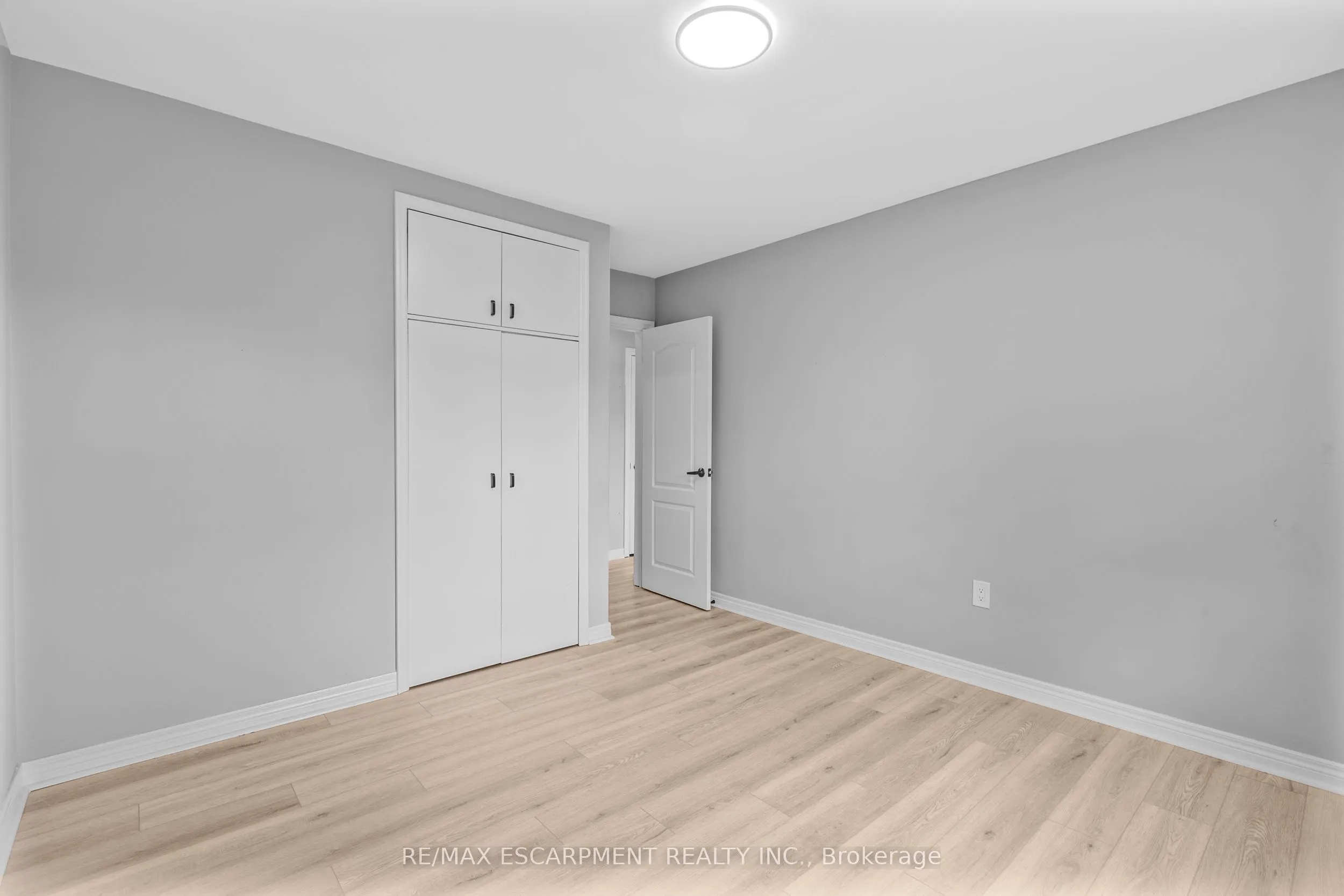 71 Organ Crescent, #Upper