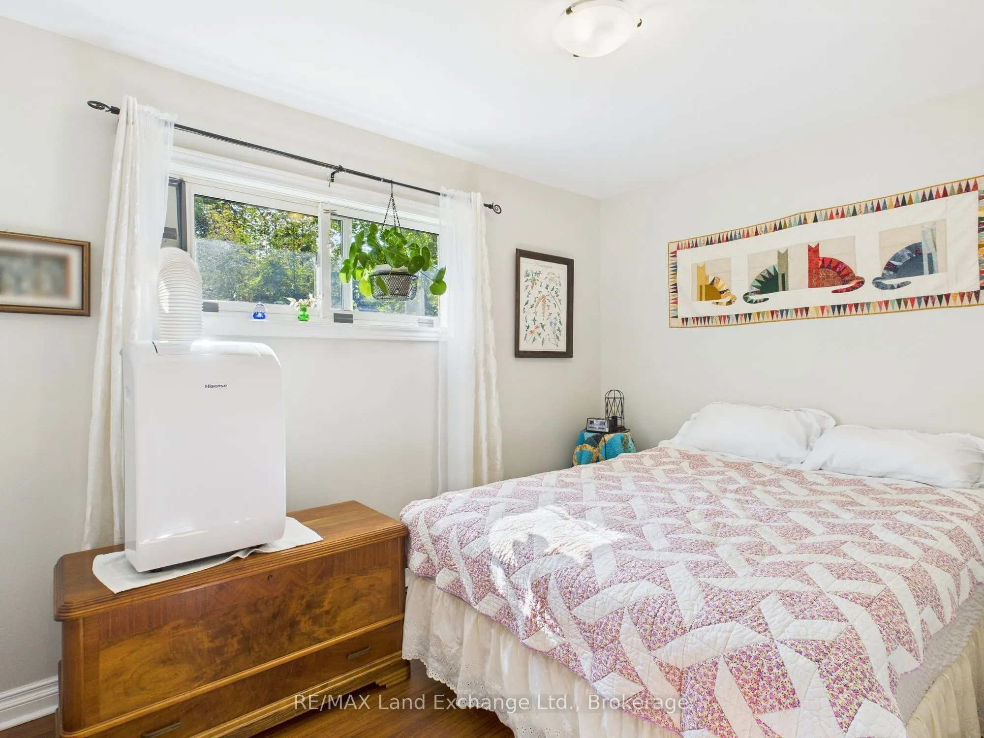 24 Boiler Beach Road