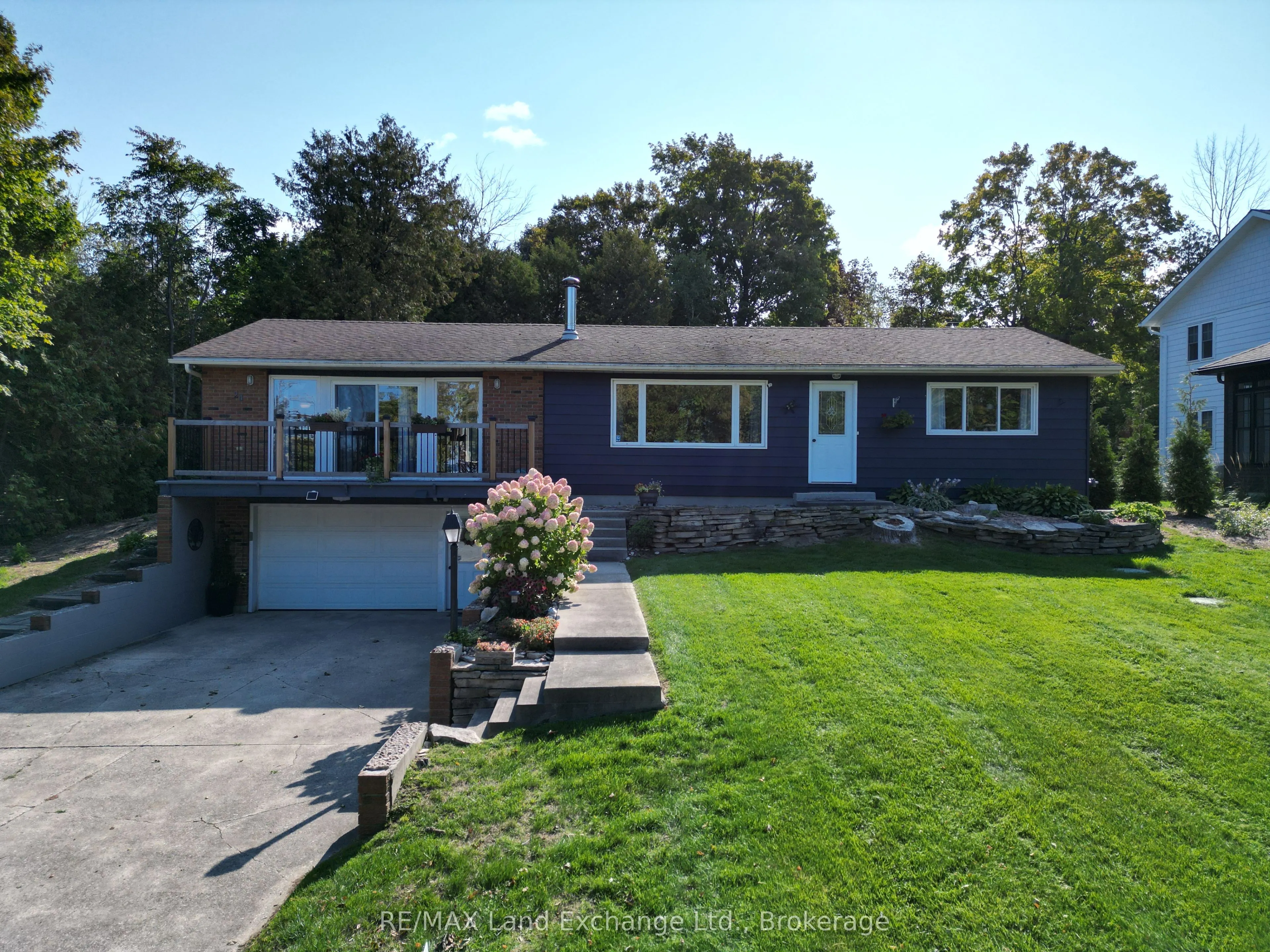 24 Boiler Beach Road