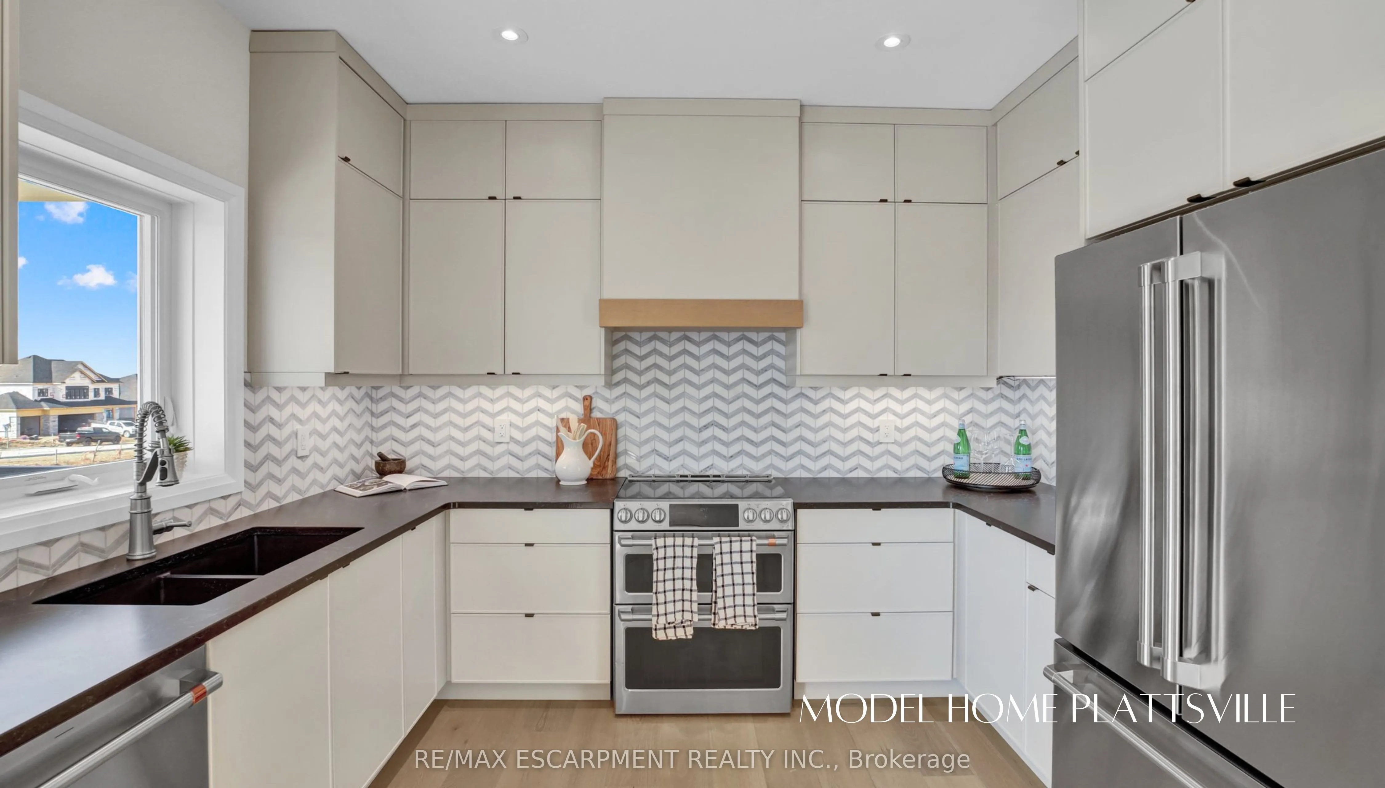 10 Hilborn Street