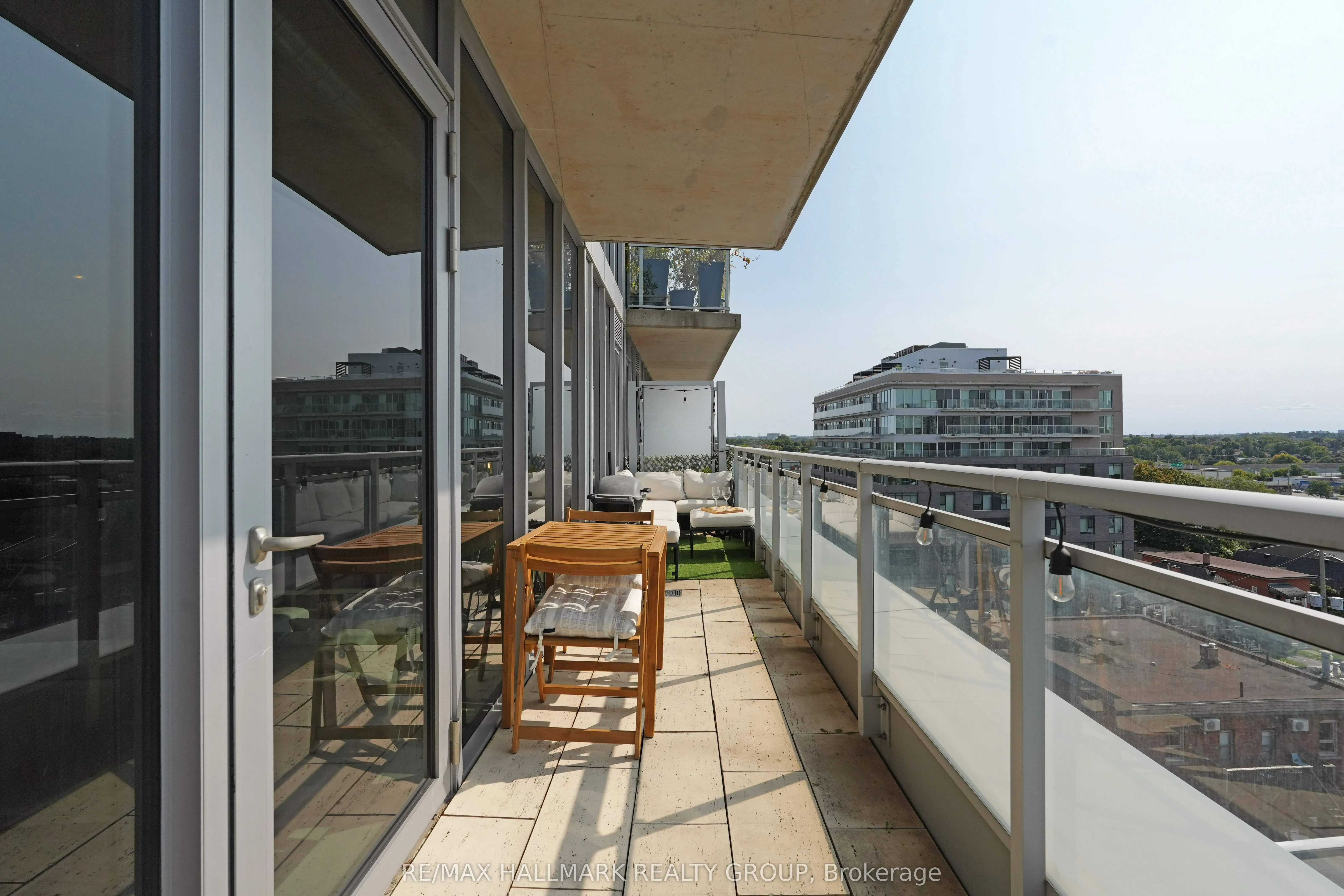 360 Mcleod Street, #Penthouse 804