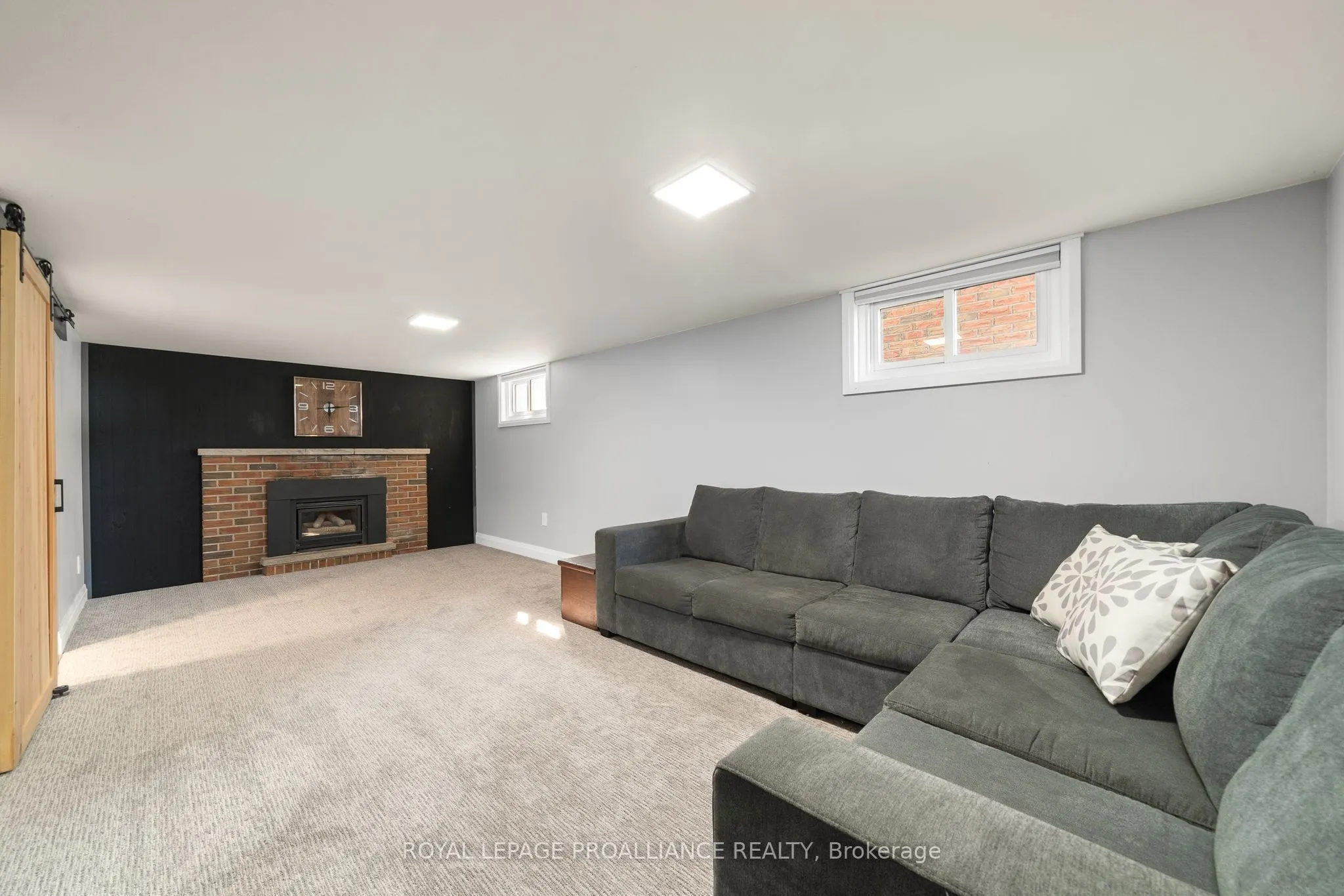 206 ELMWOOD Drive