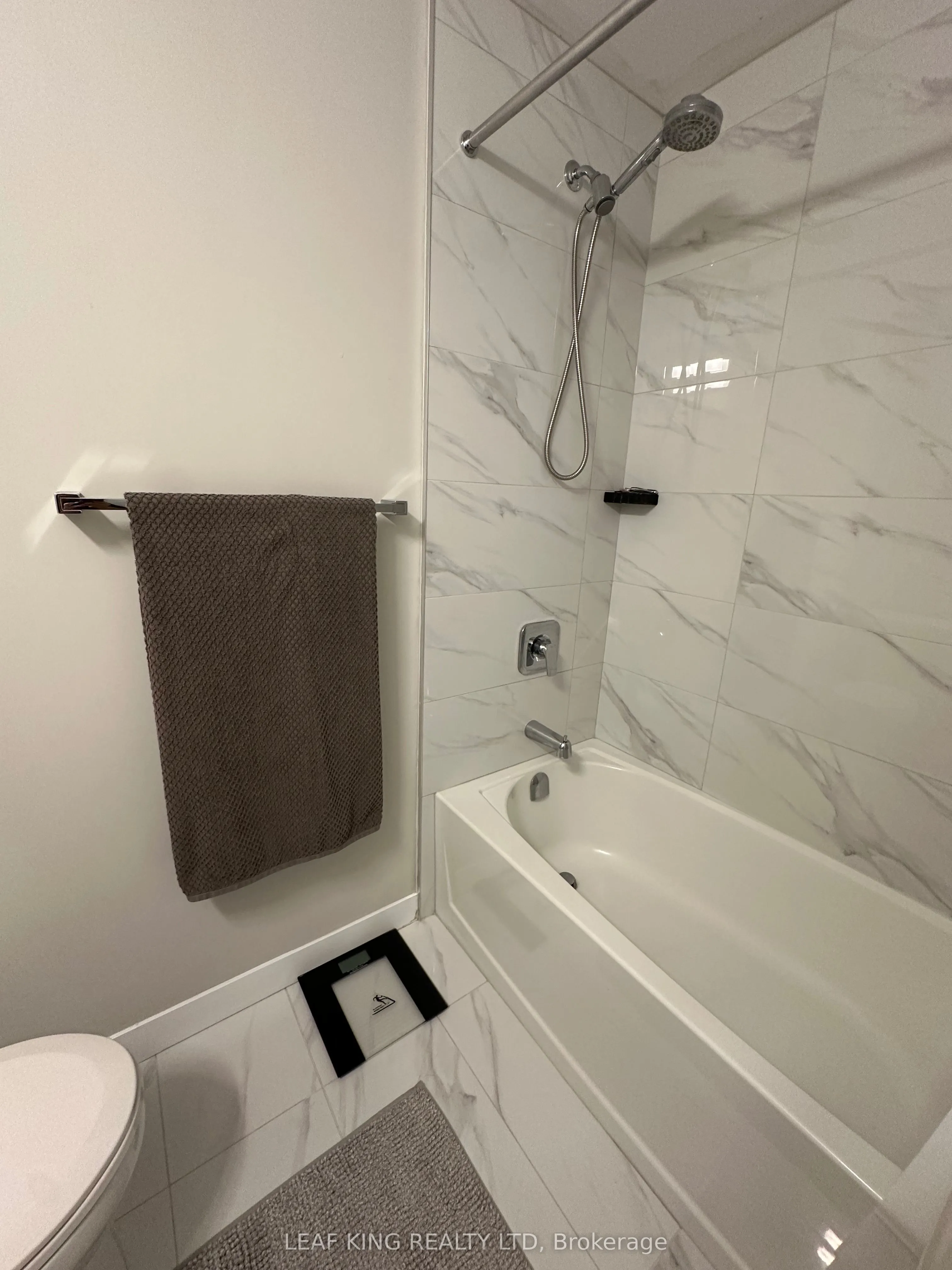 15 Queen Street S, #1902