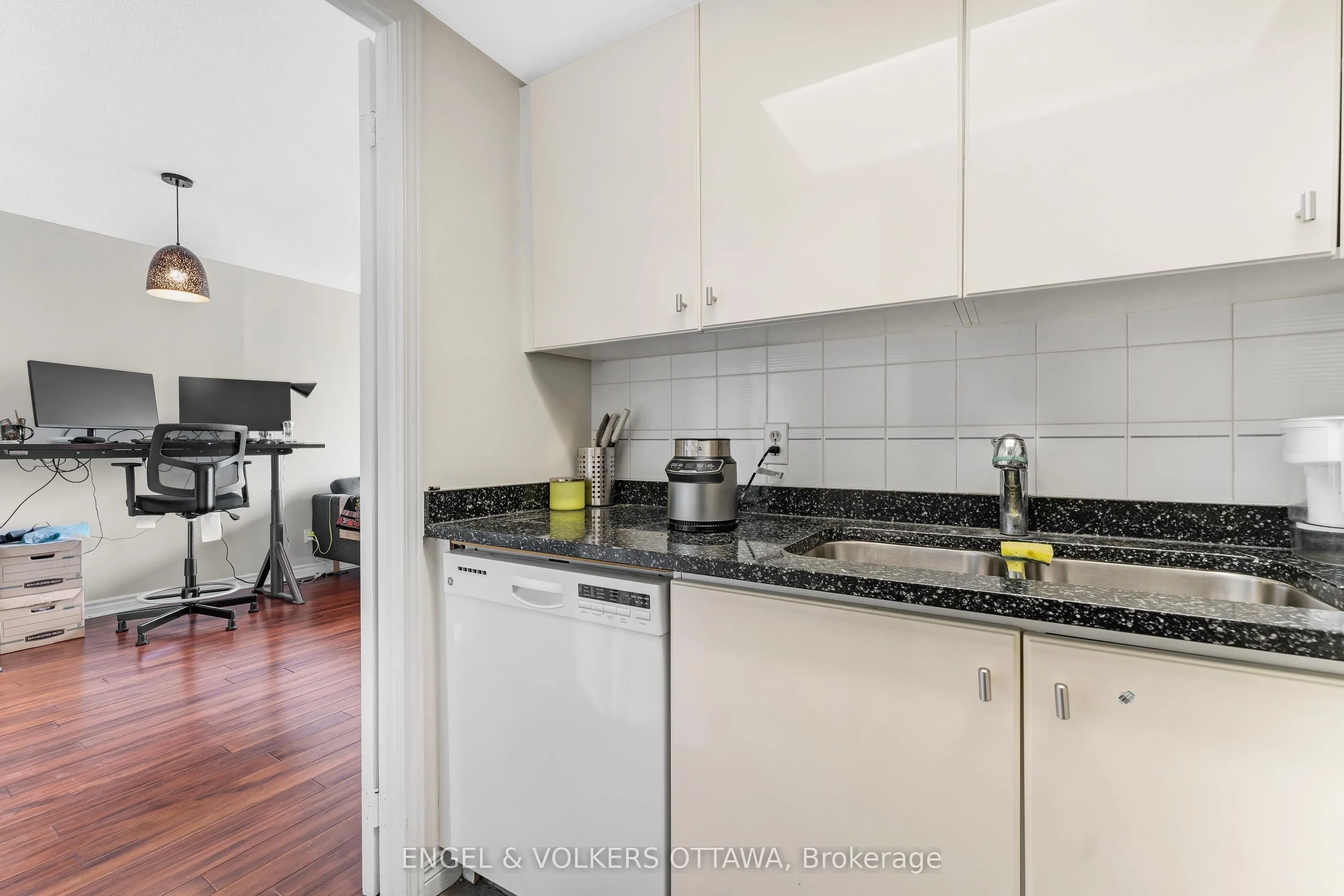 35 Murray Street, #508