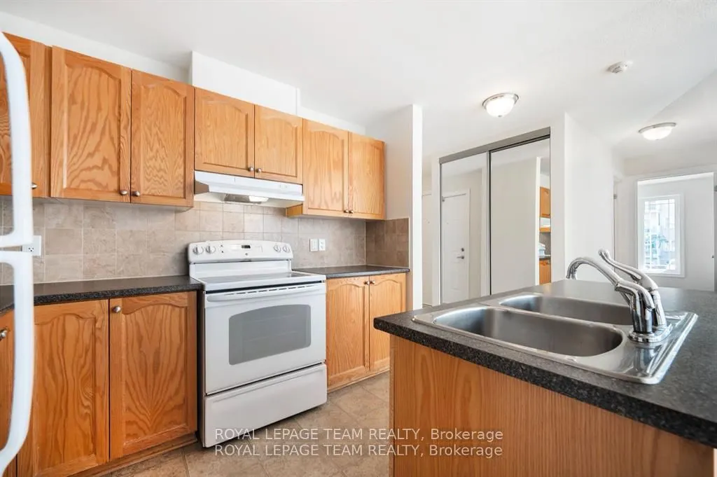 236 Paseo Private, #4