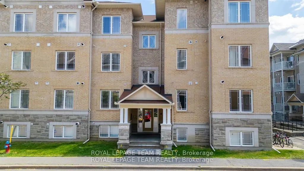236 Paseo Private, #4