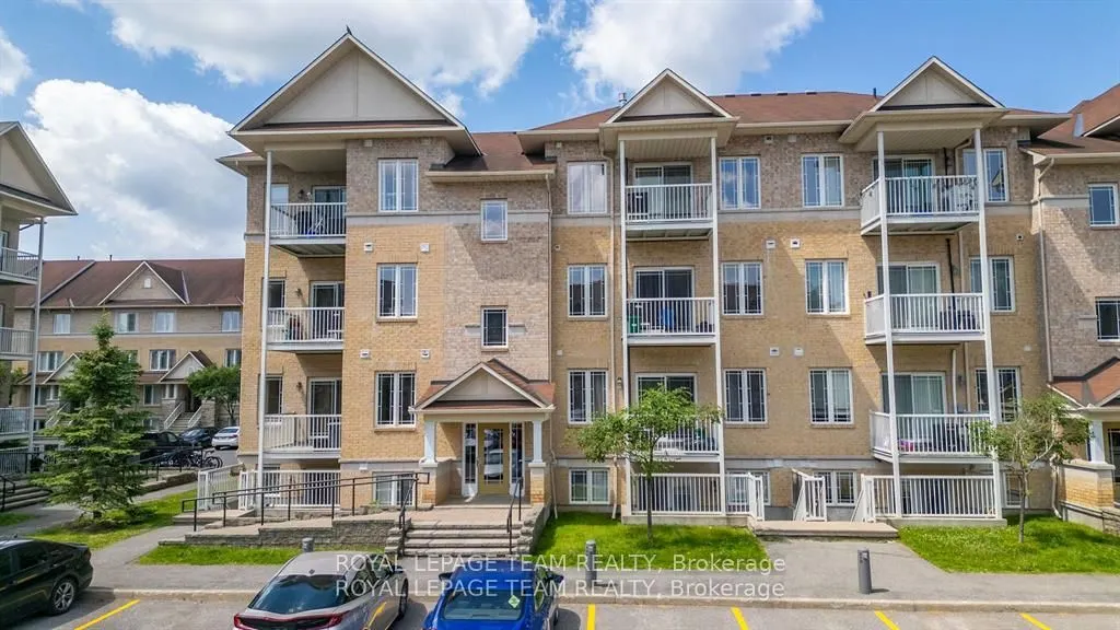 236 Paseo Private, #4