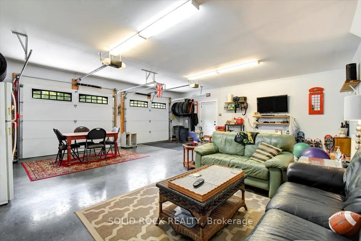 400 Pigden Road