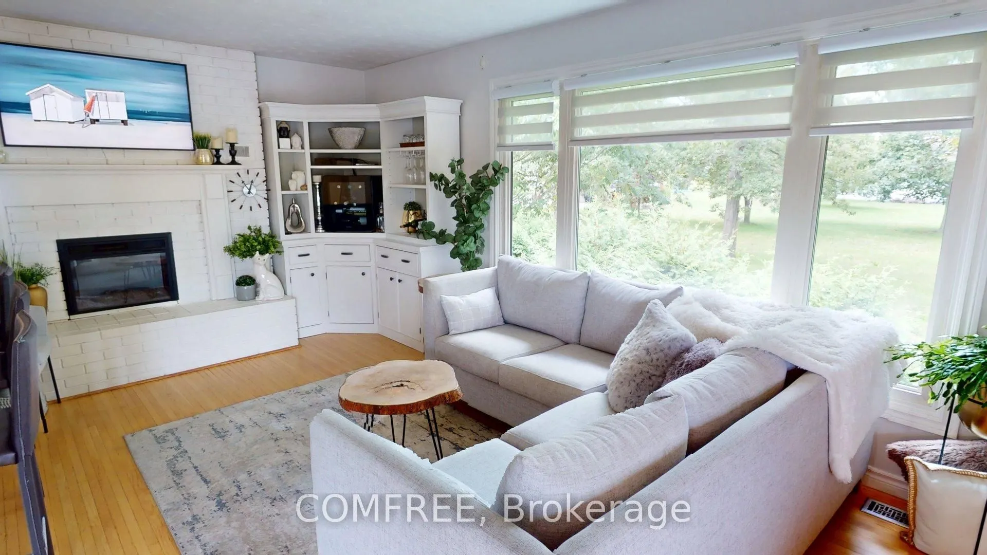 30 Lakeshore Drive