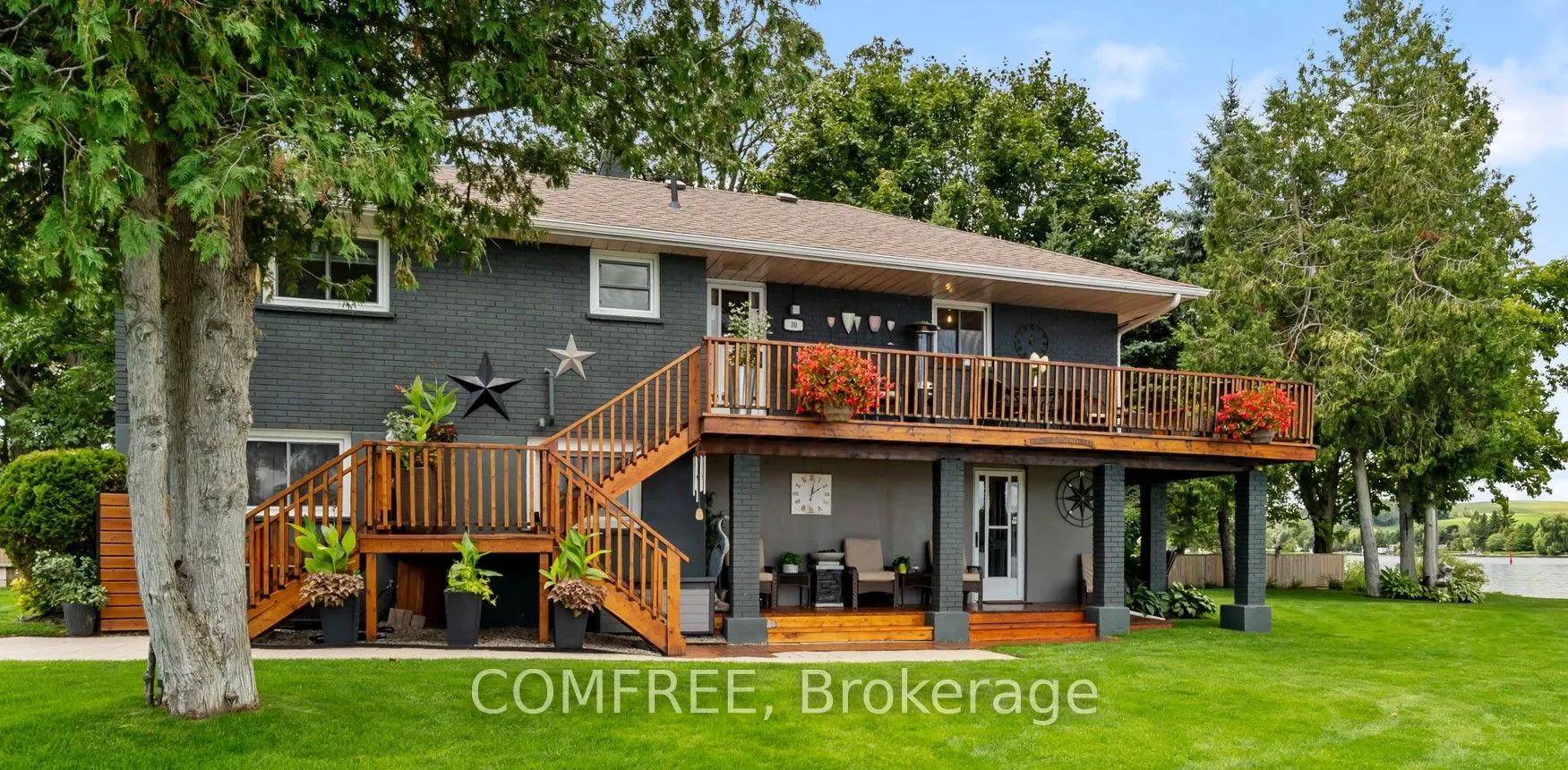 30 Lakeshore Drive