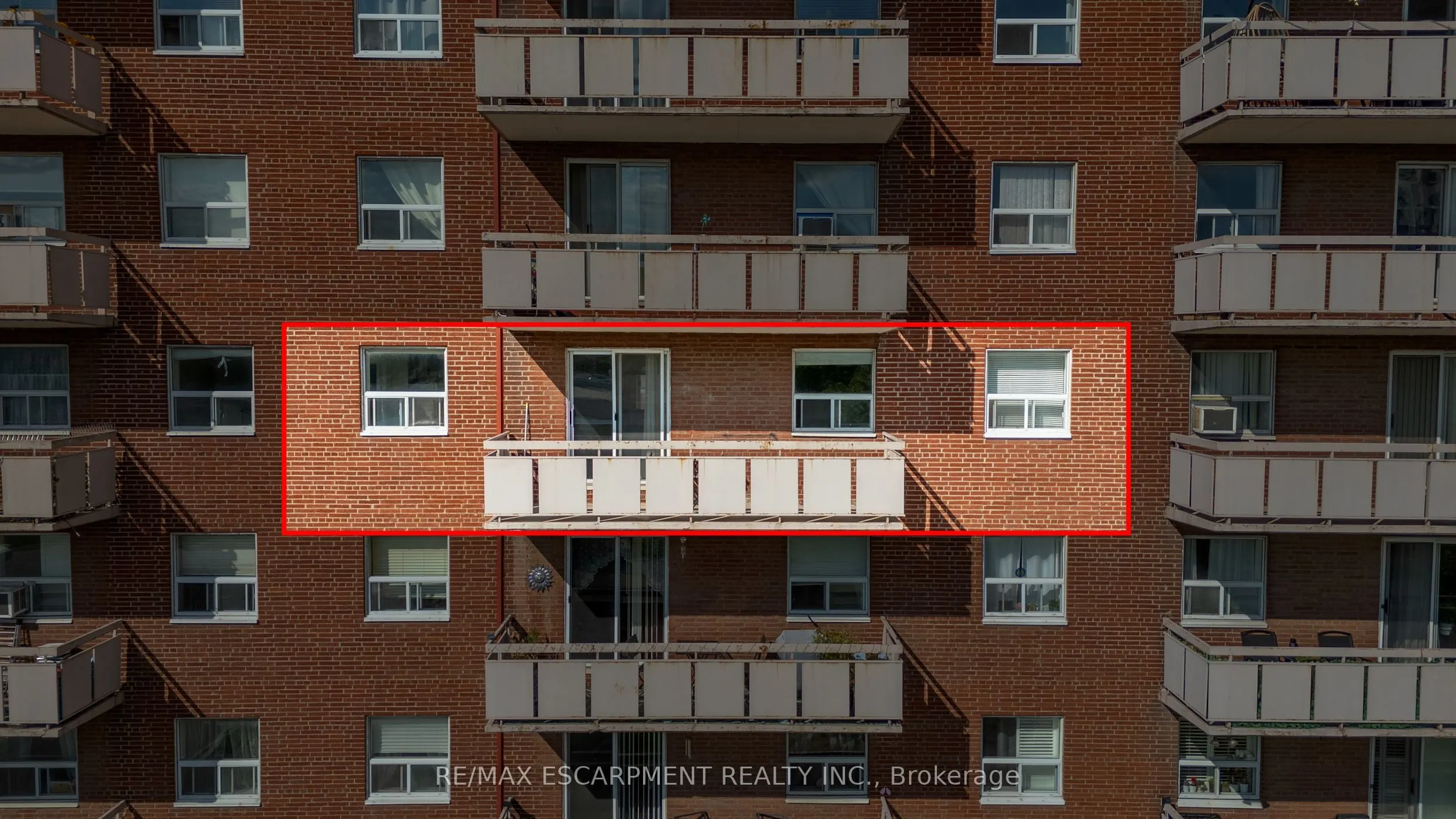 851 Queenston Road, #505