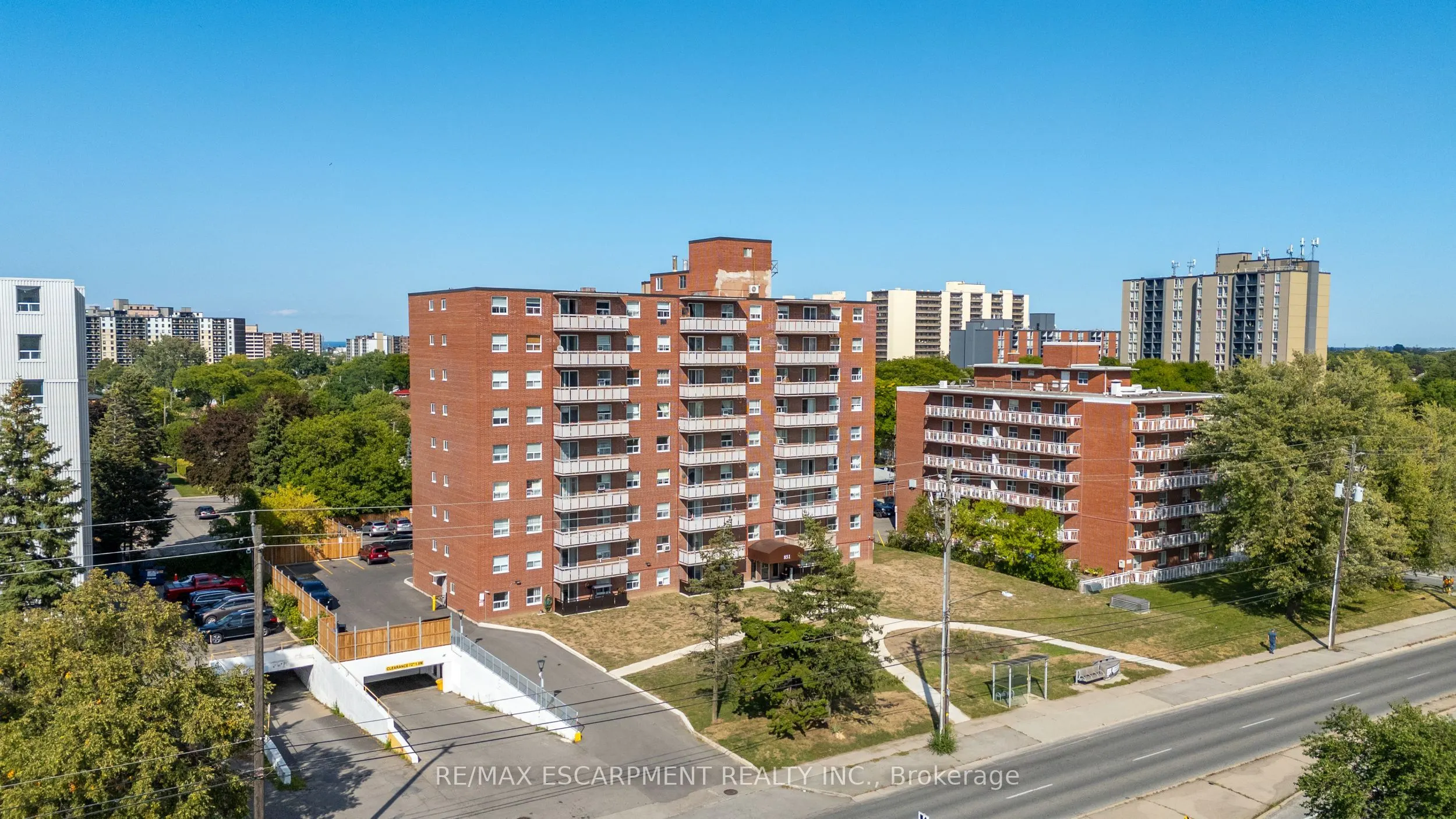 851 Queenston Road, #505