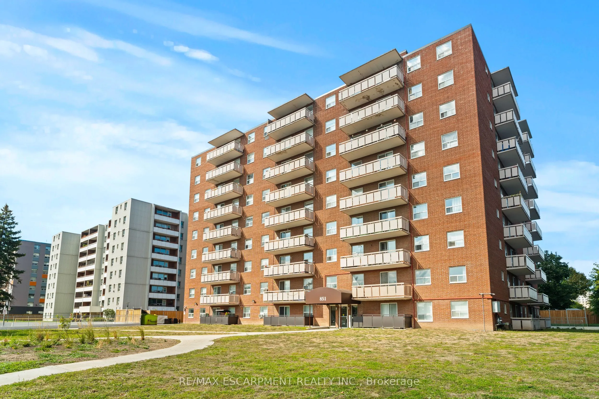 851 Queenston Road, #505