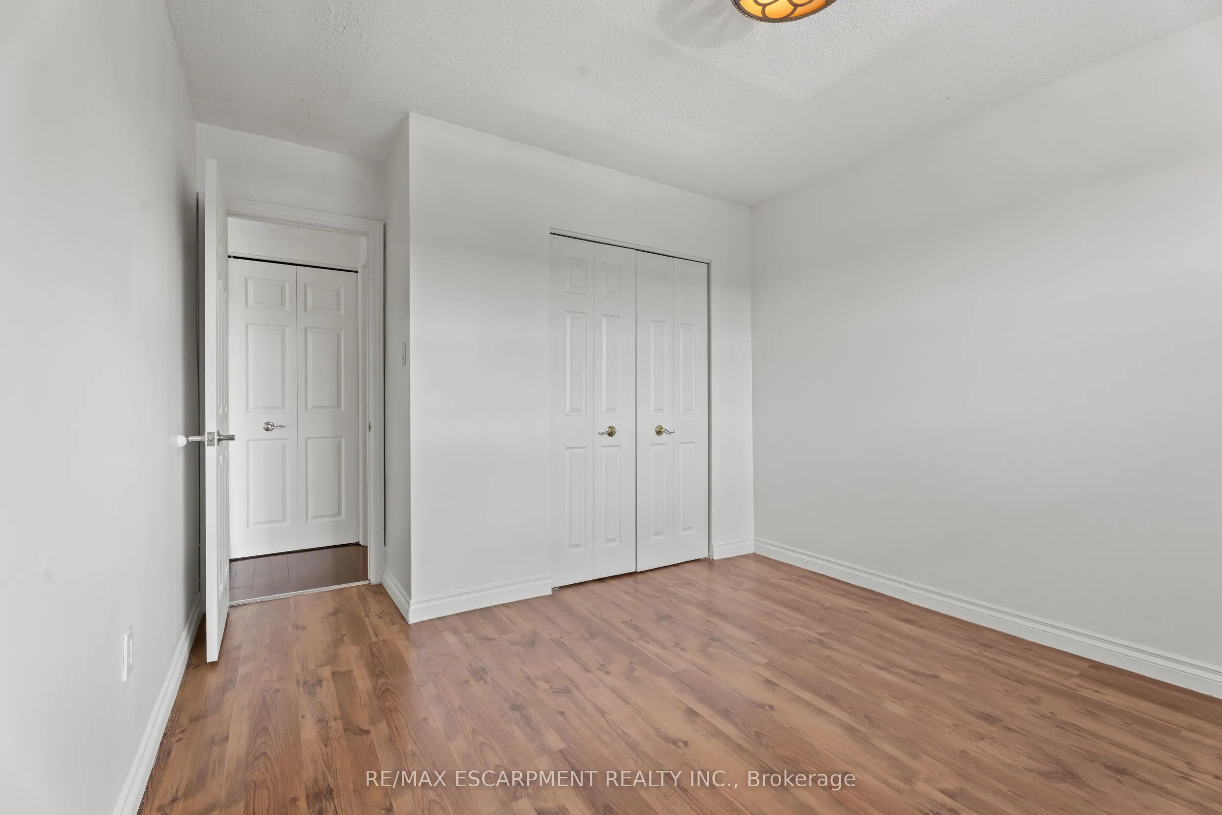 851 Queenston Road, #505