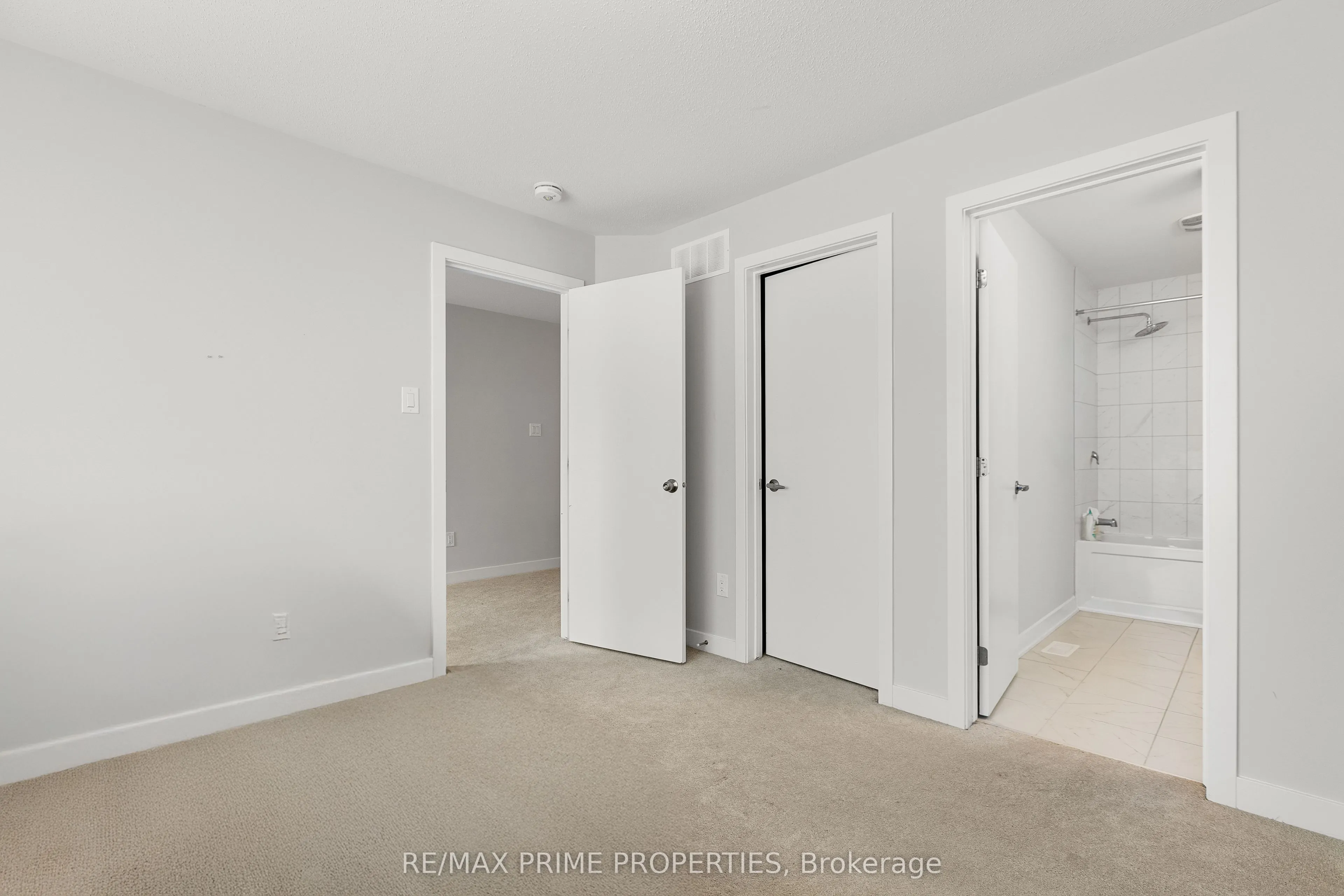 834 Bascule Place