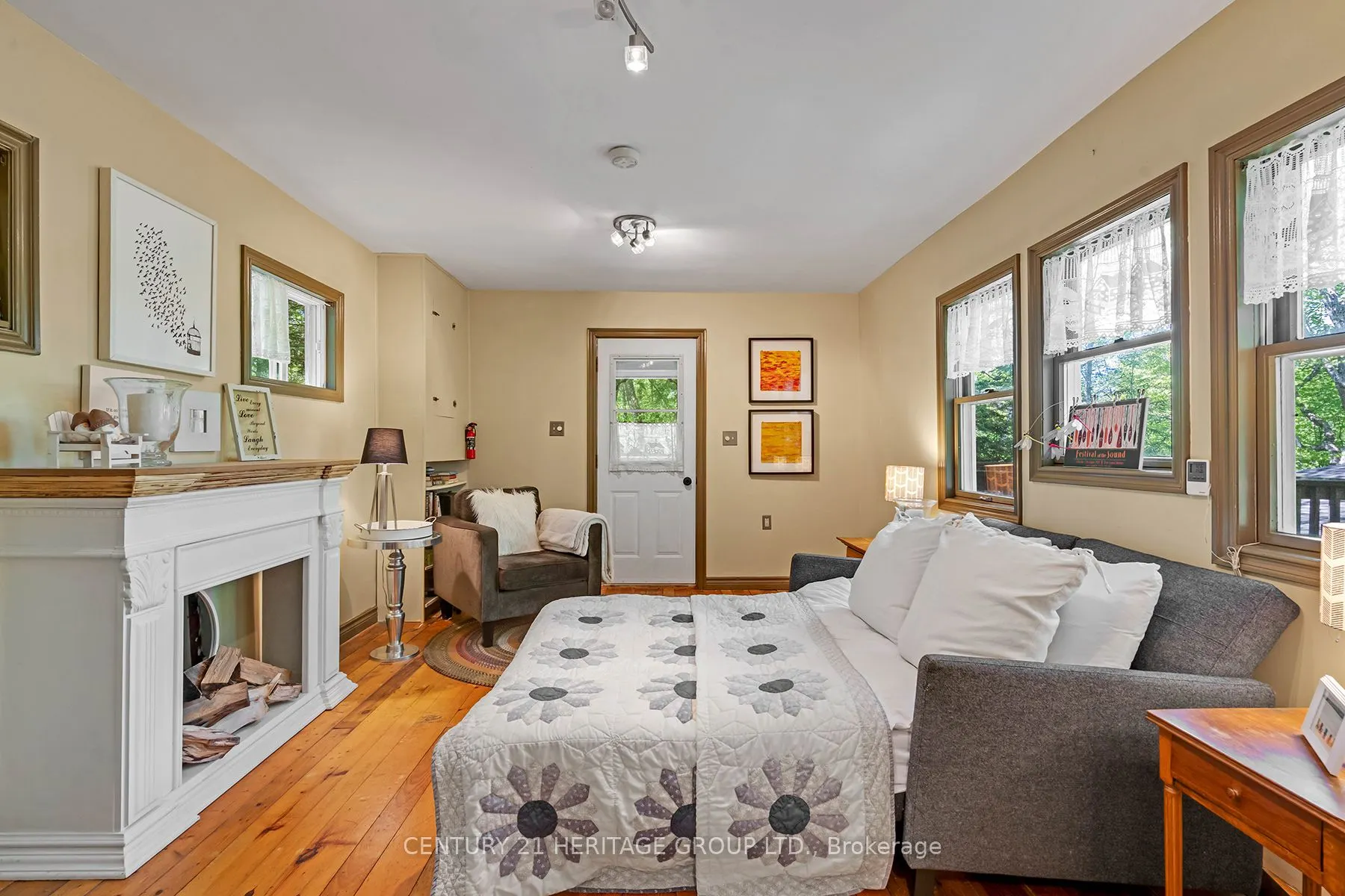46 Goddard Crescent