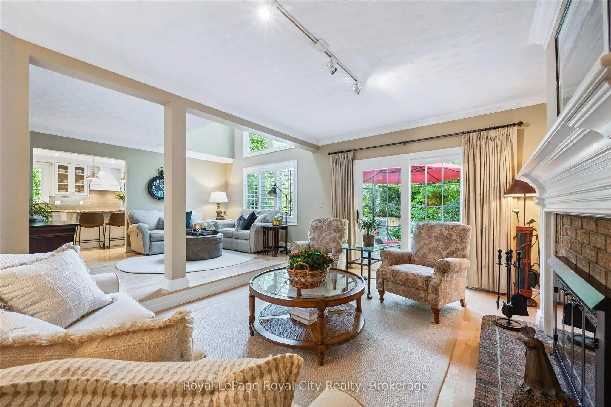 15 Sugarbush Place