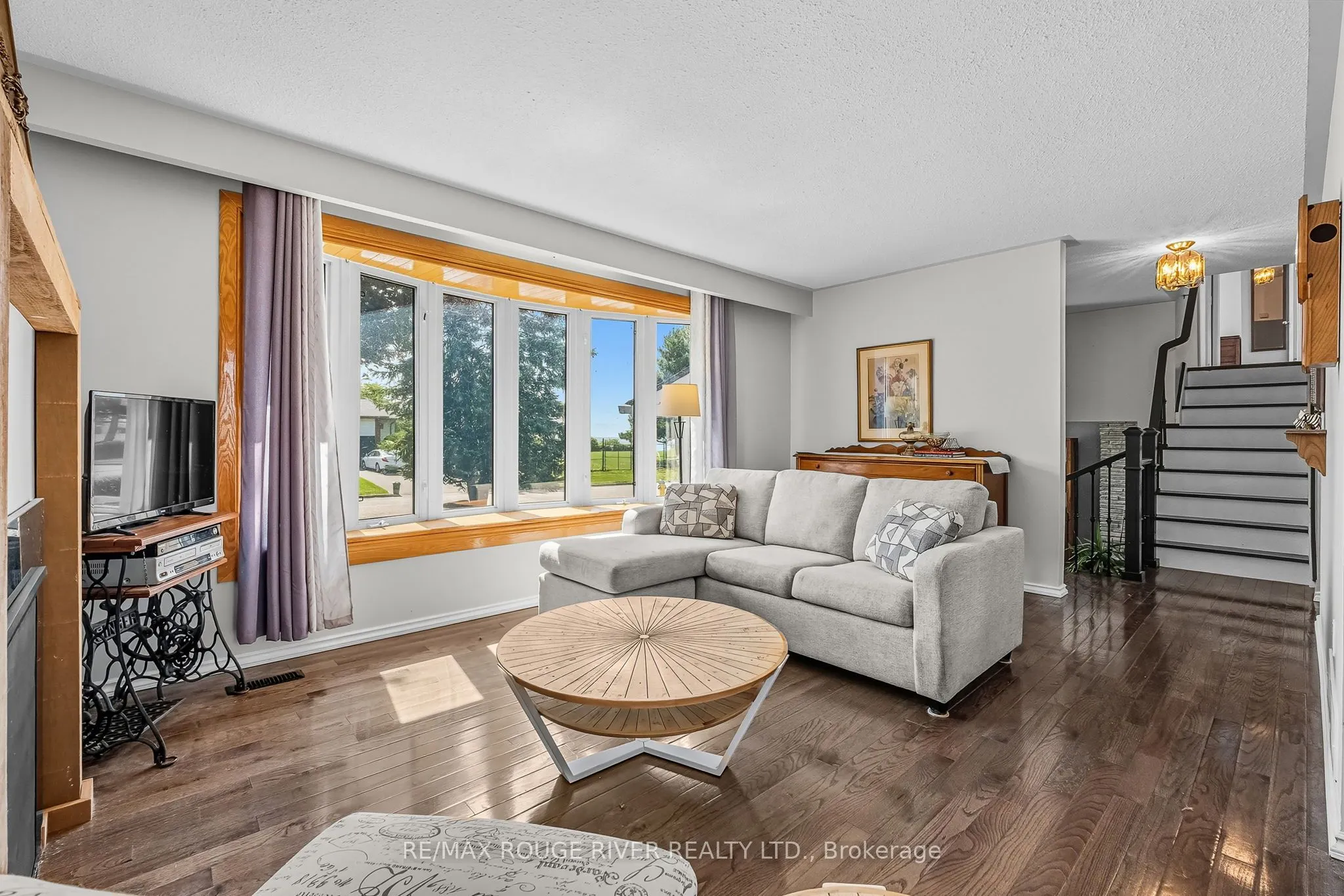 326 Lakeshore Drive