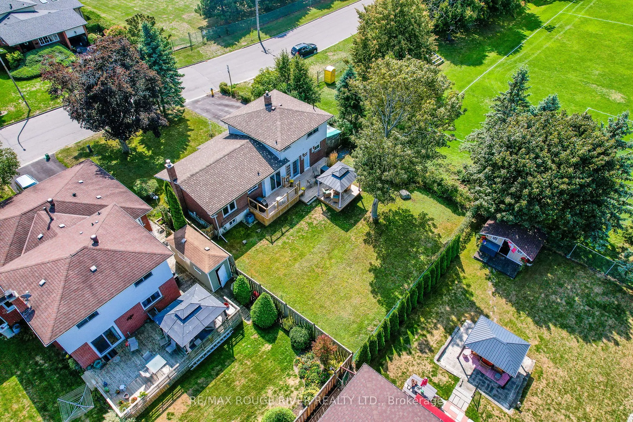 326 Lakeshore Drive