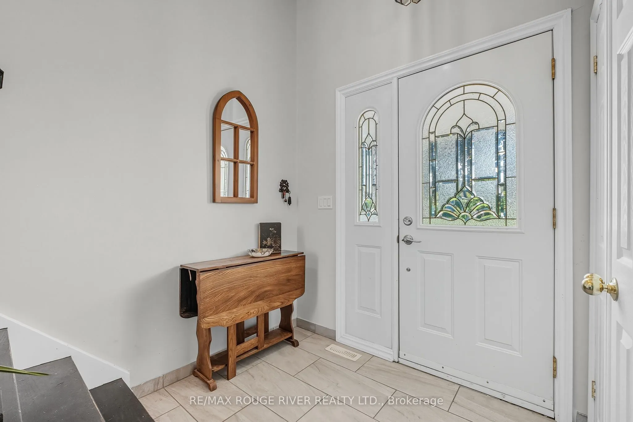 326 Lakeshore Drive