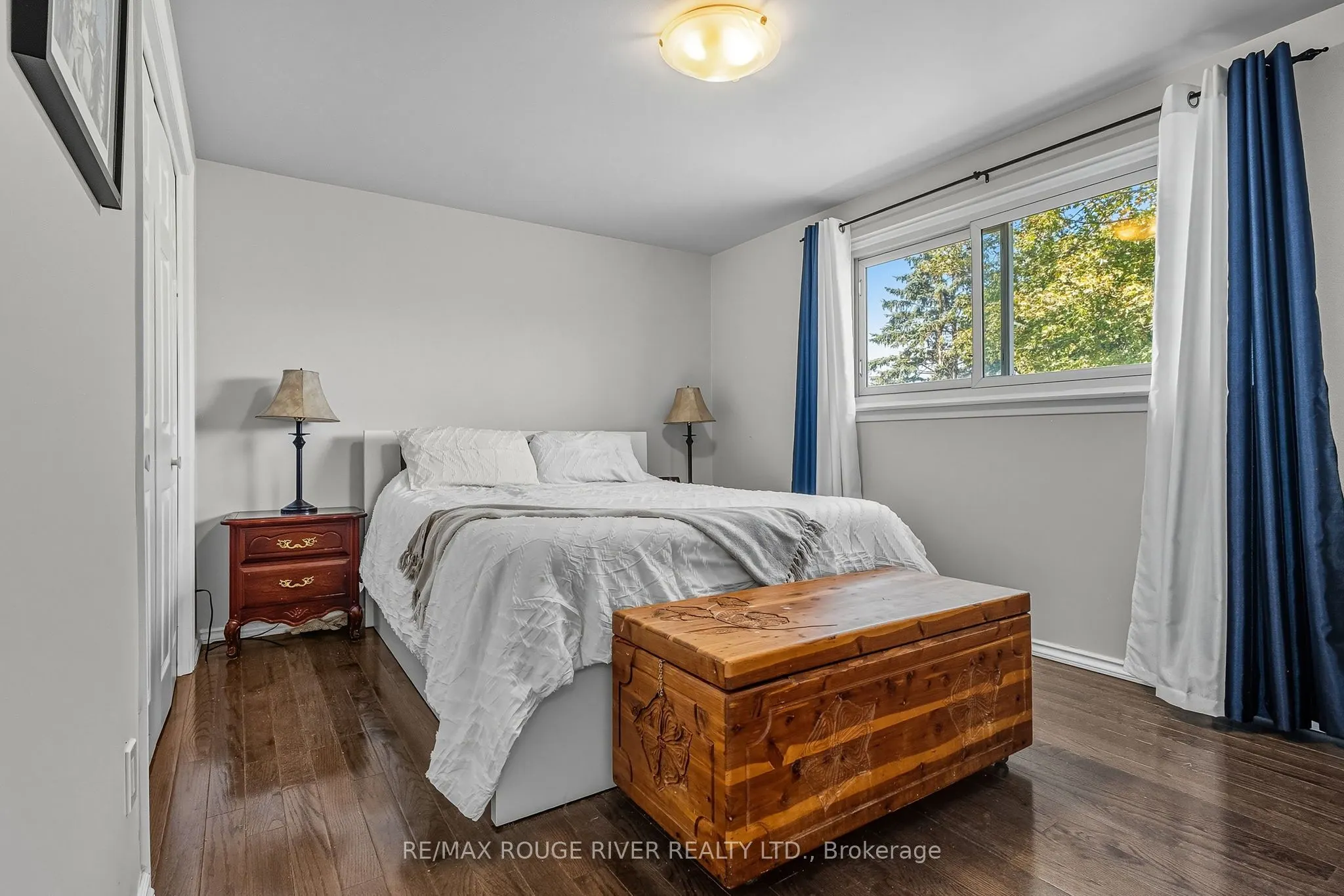 326 Lakeshore Drive