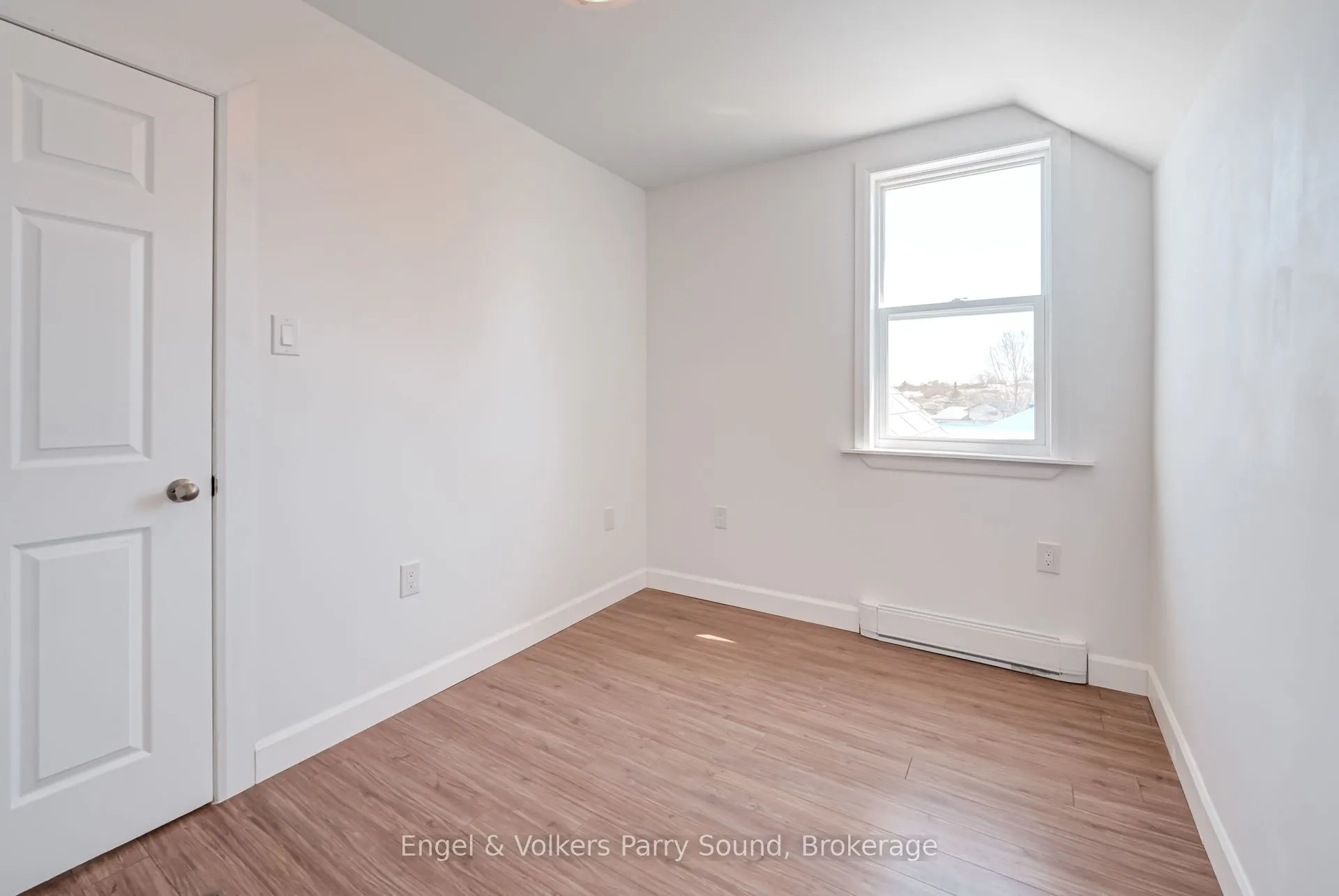 1 Holland Avenue