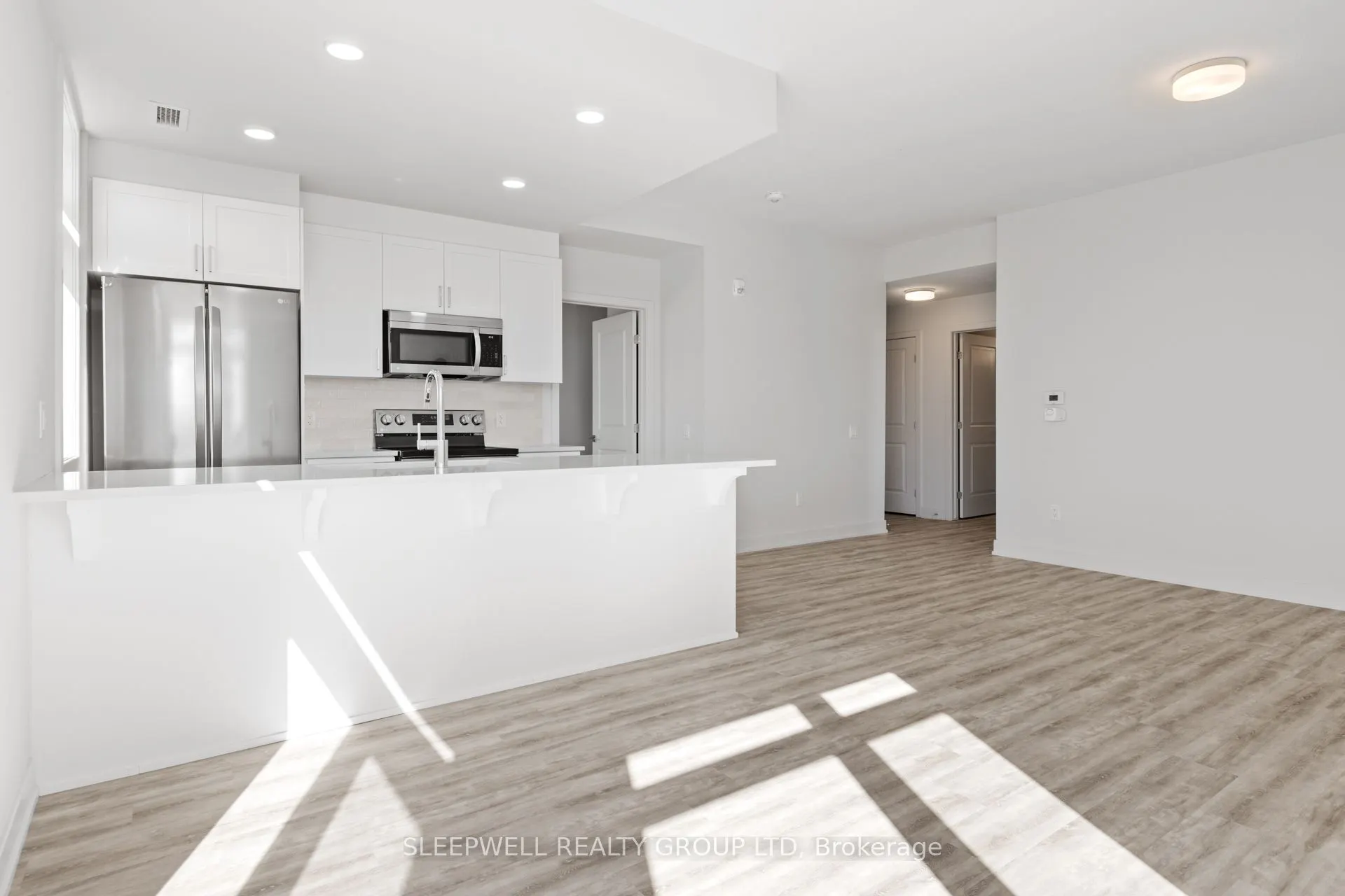 3 BEDALE Drive, #204
