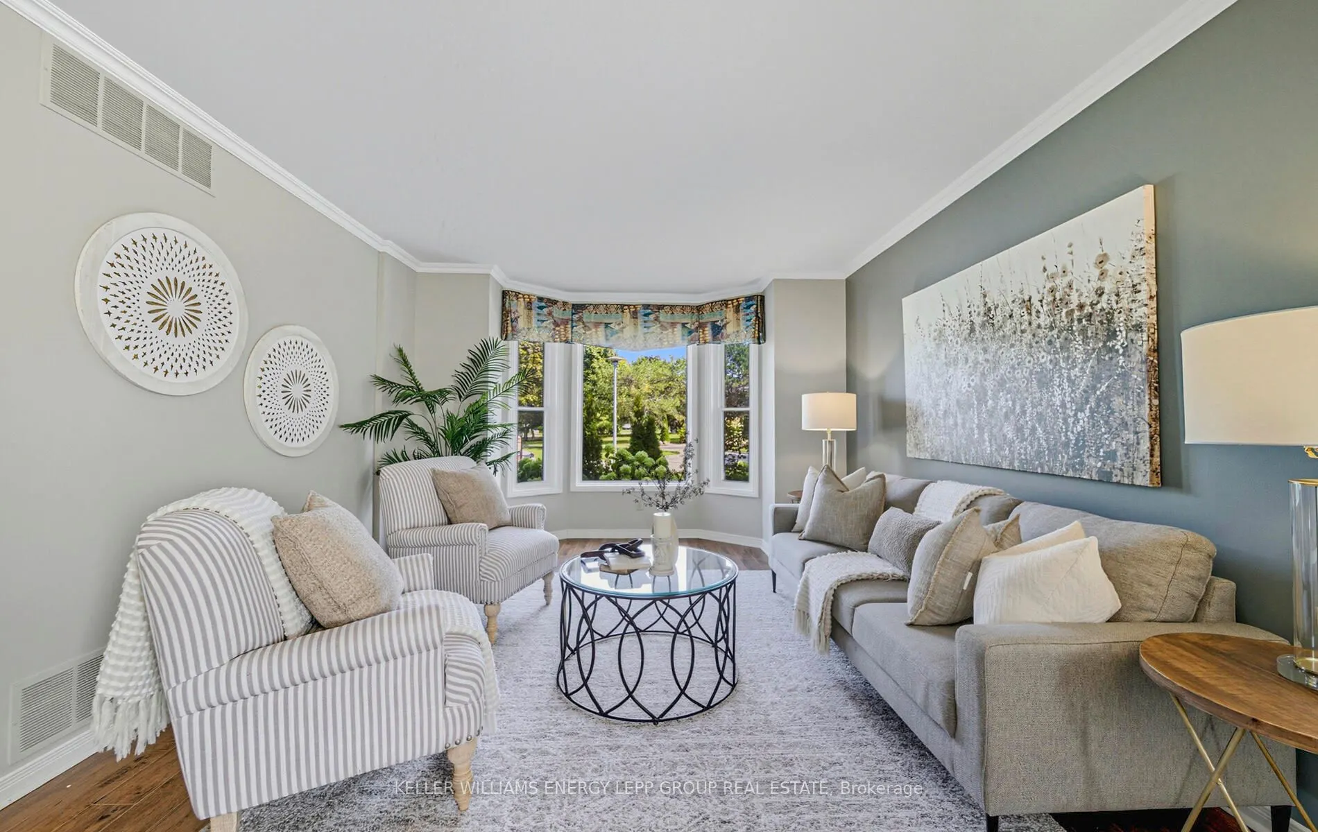7 Herbert Place