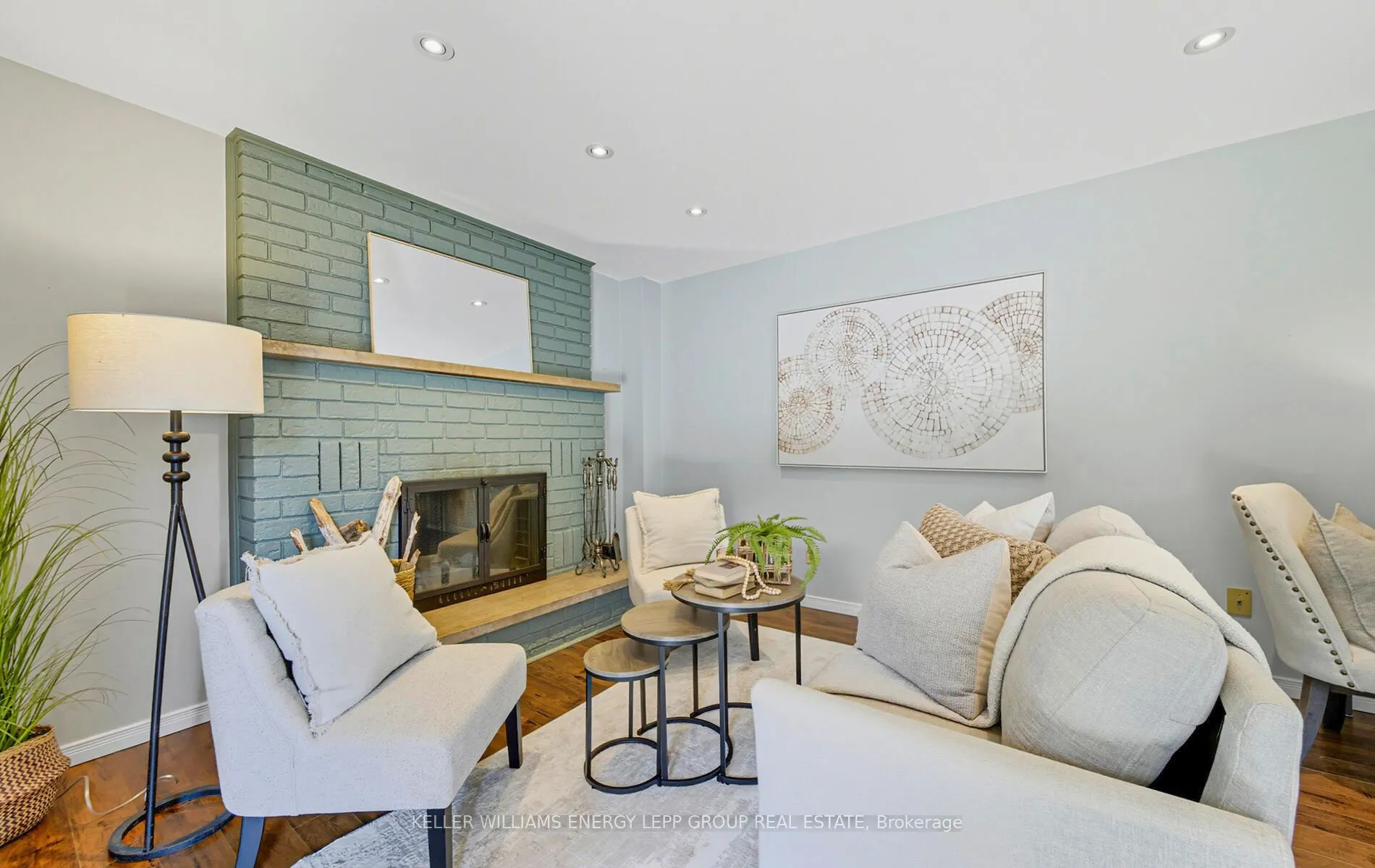 7 Herbert Place