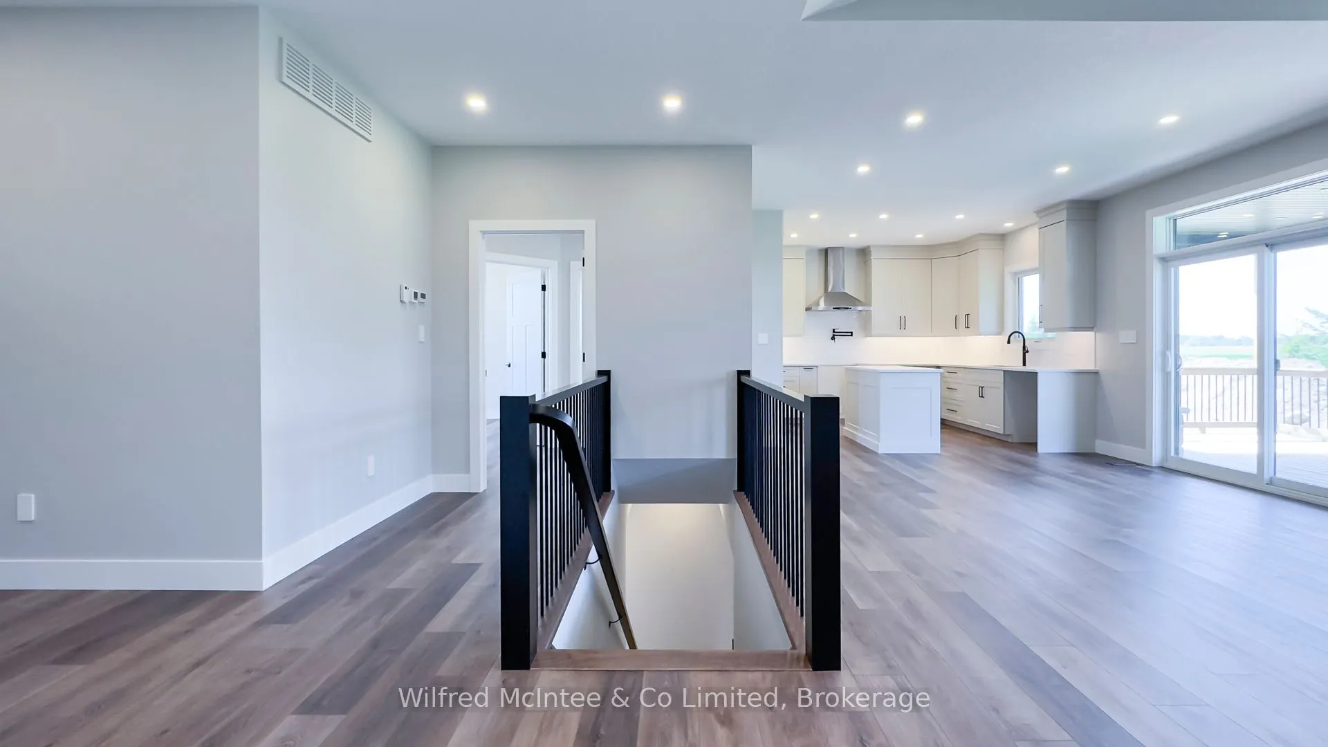 105 Devinwood Avenue
