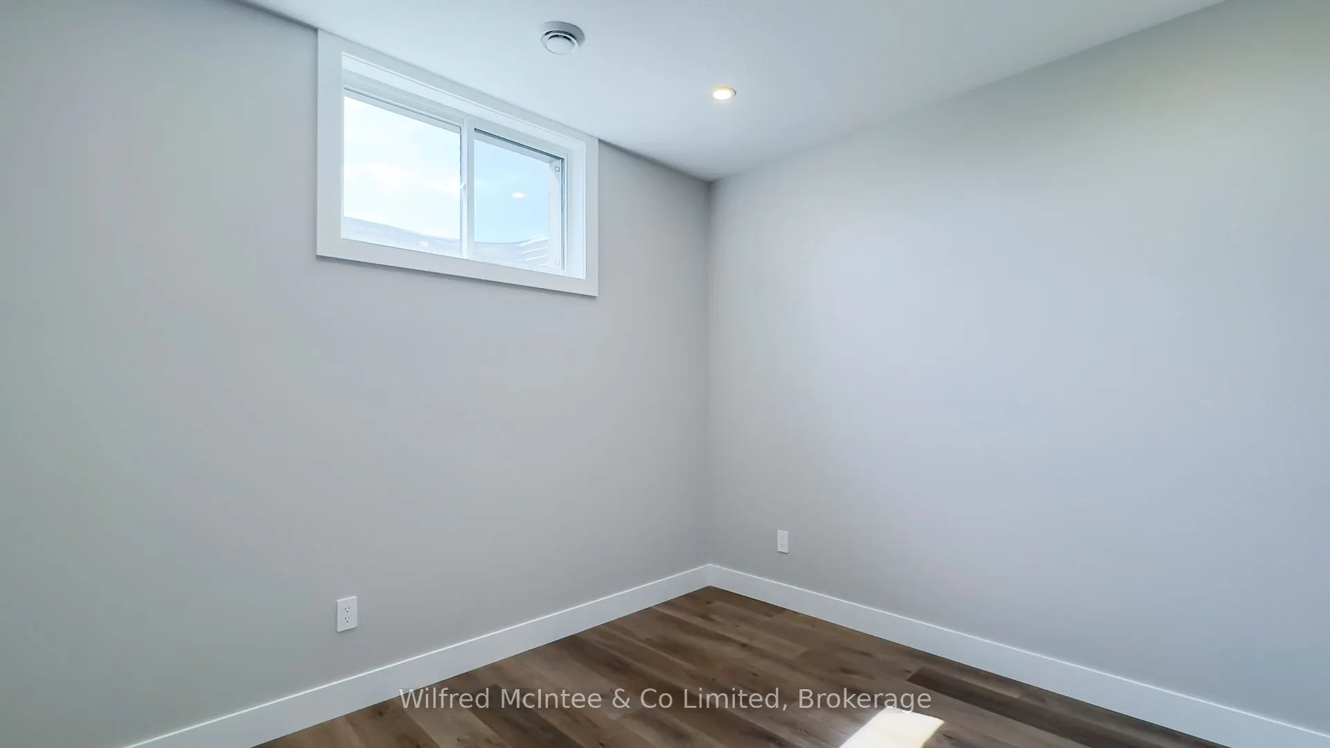 105 Devinwood Avenue