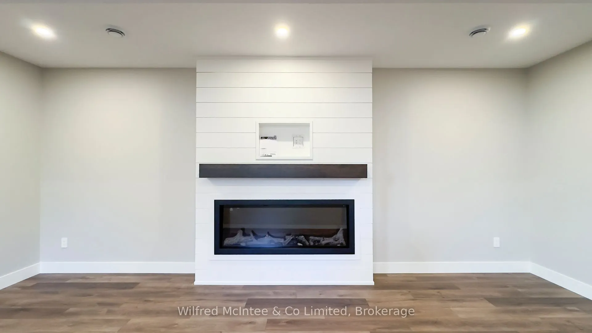 105 Devinwood Avenue