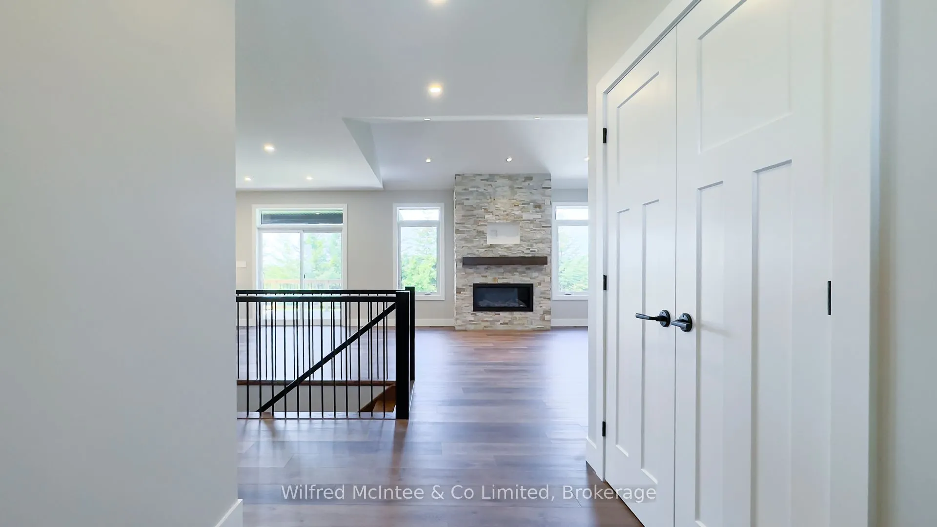 105 Devinwood Avenue