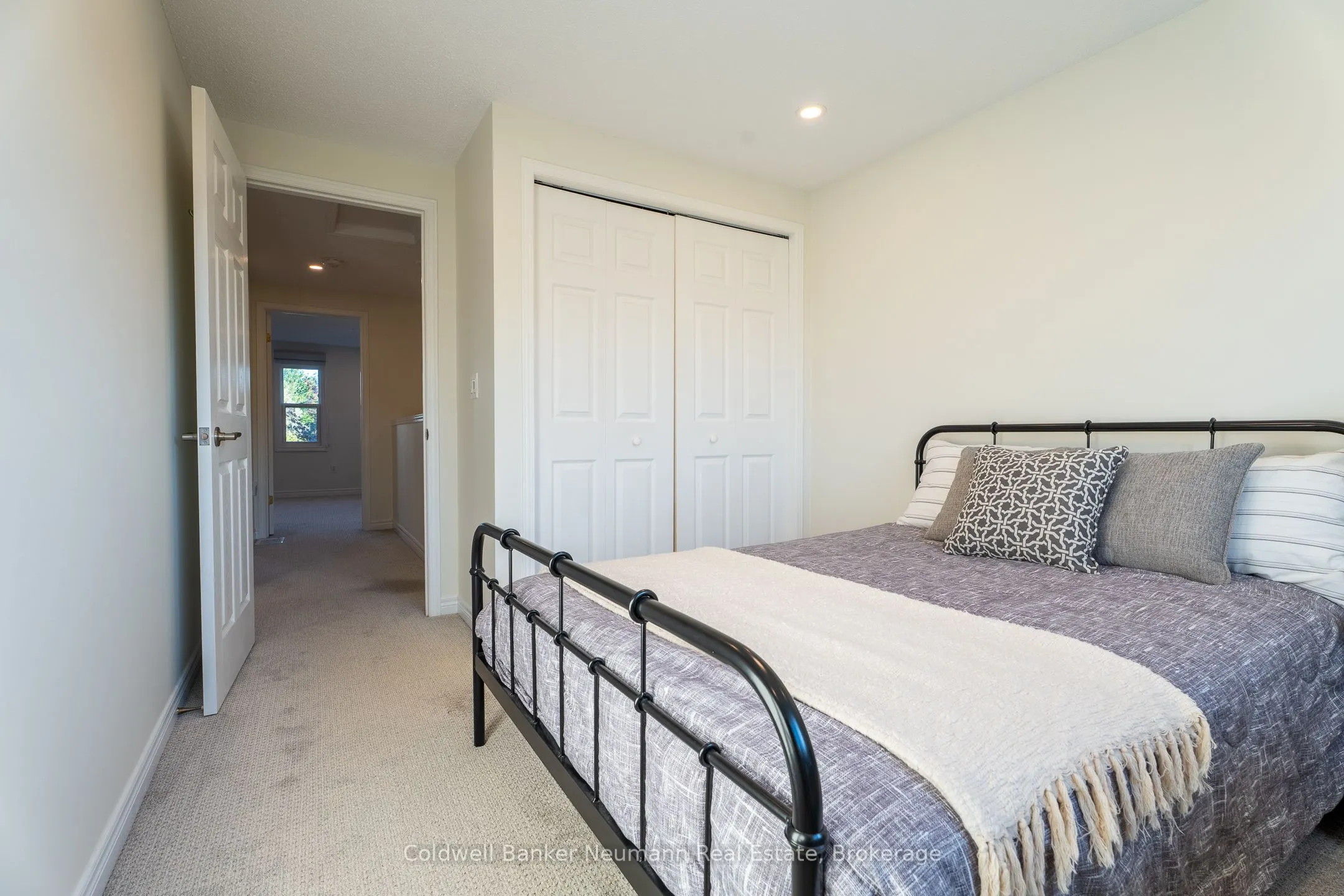 46 Darling Crescent