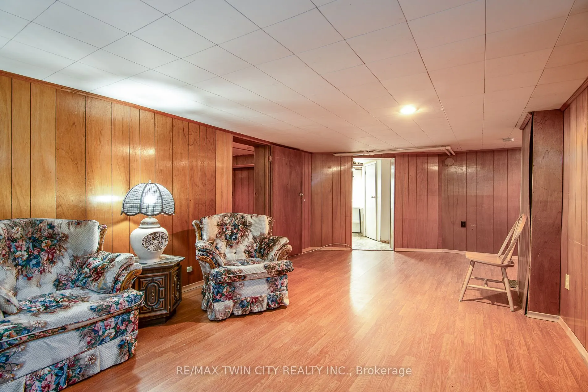 27 Noecker Street