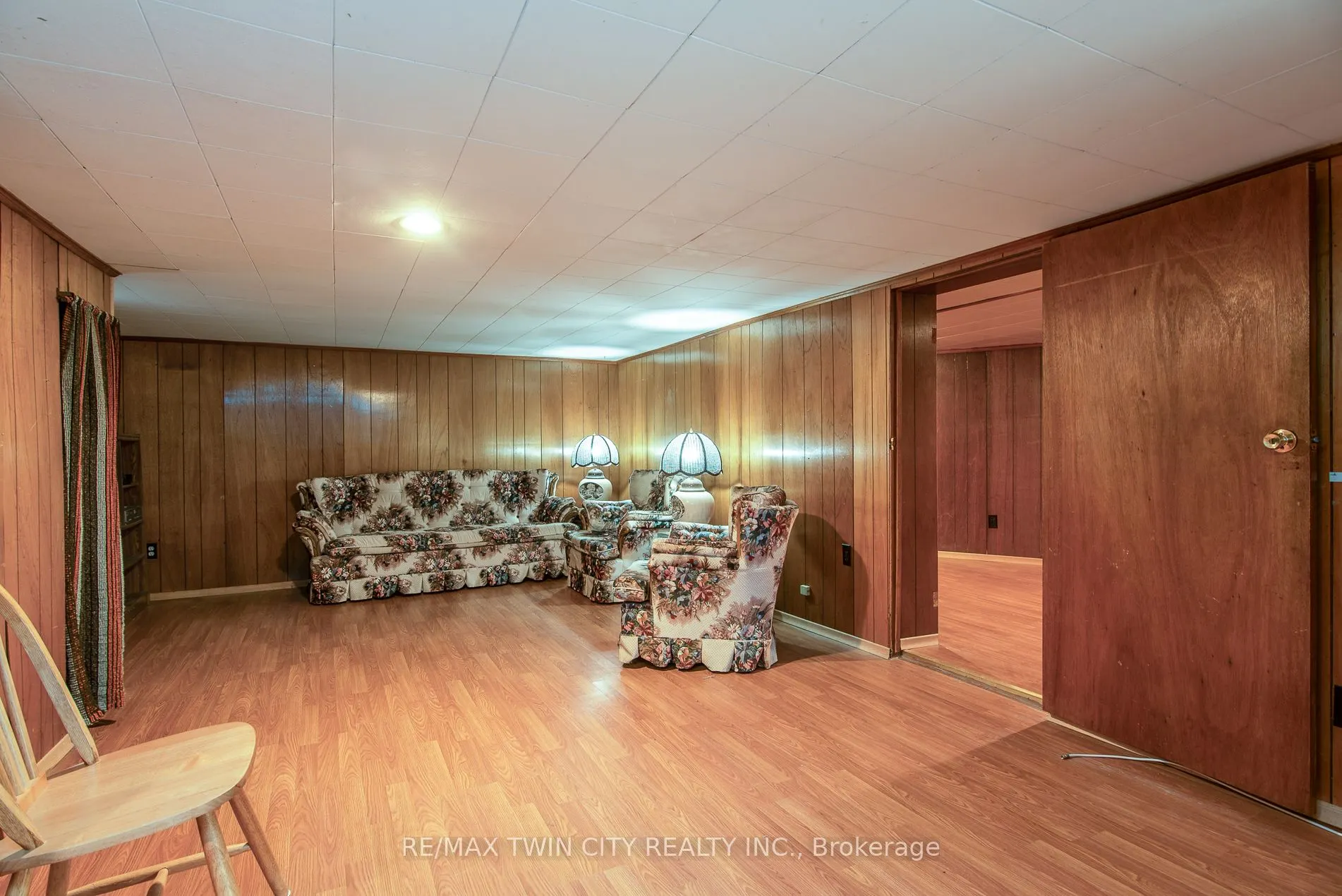 27 Noecker Street
