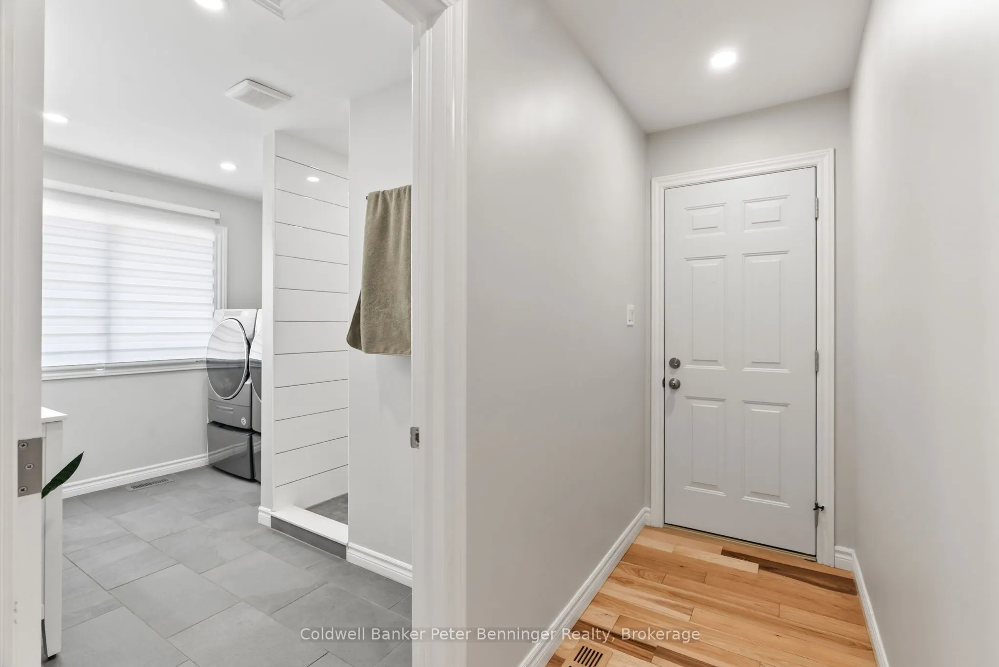 12 Peter Street S