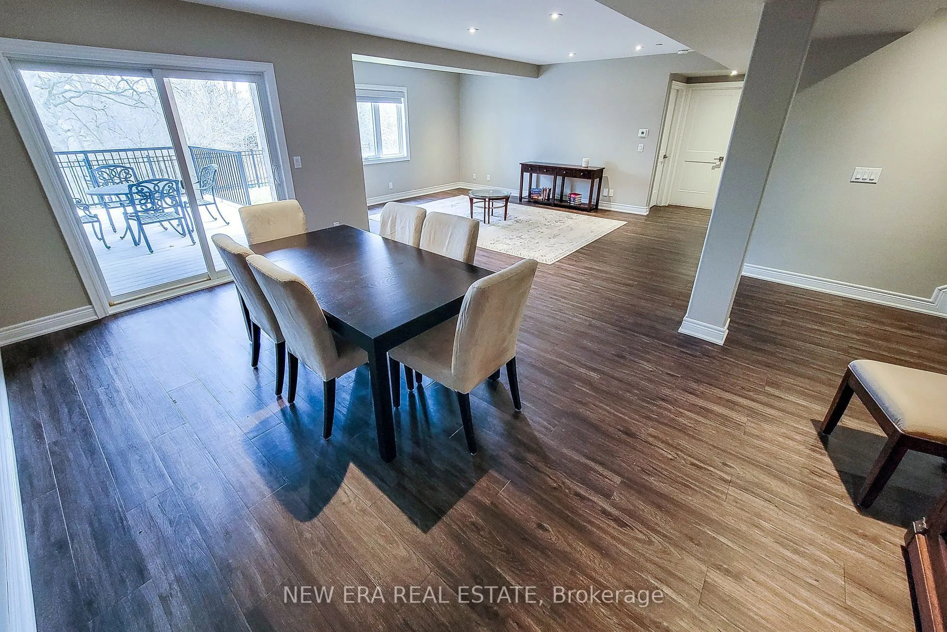 32 Ridgeview Crescent, #14