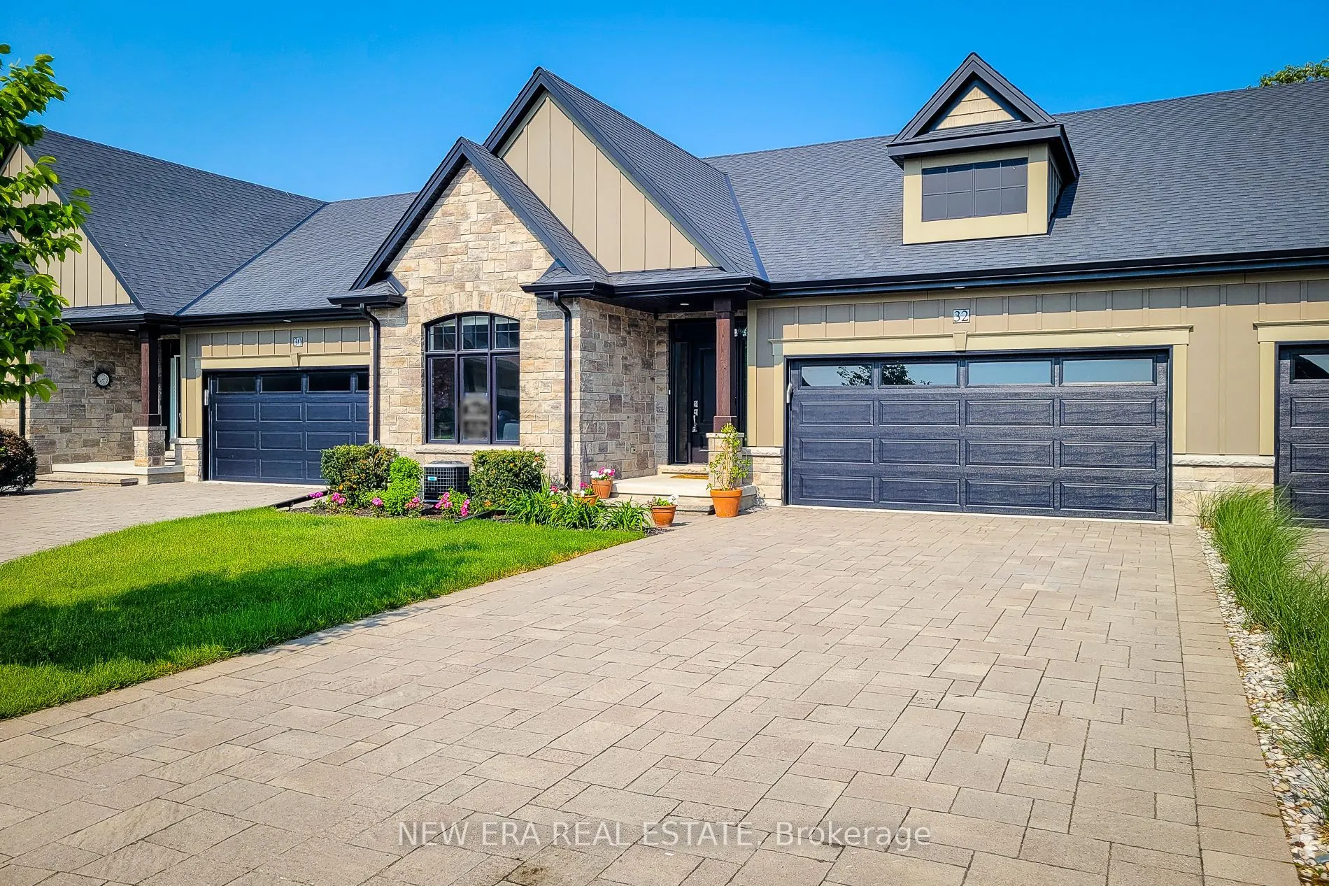 32 Ridgeview Crescent, #14