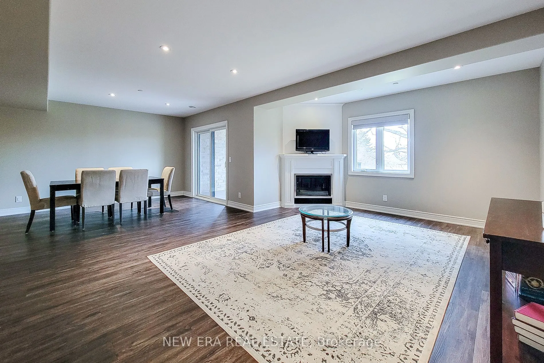32 Ridgeview Crescent, #14