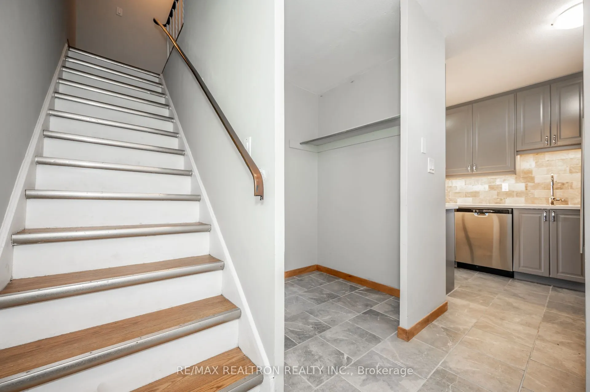 350 Quigley Road, #421