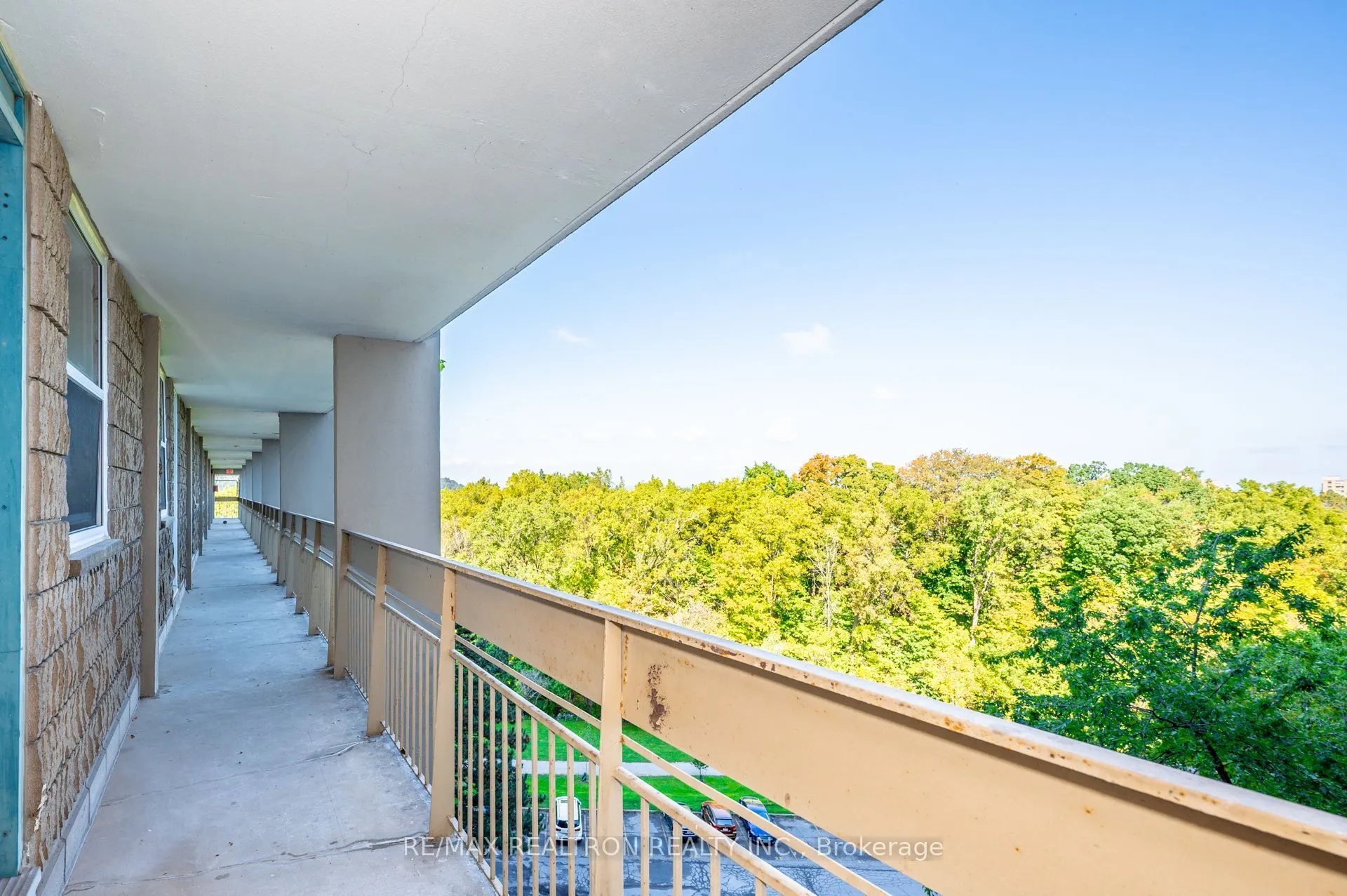 350 Quigley Road, #421