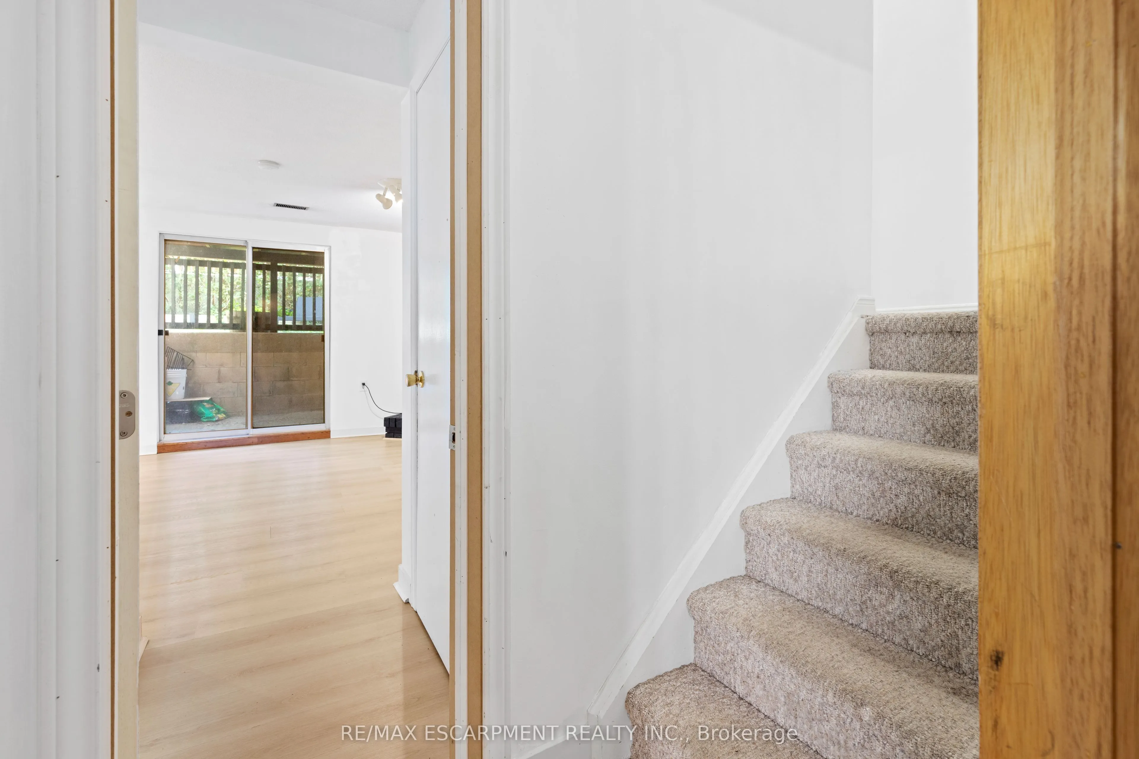 79 Adis Avenue