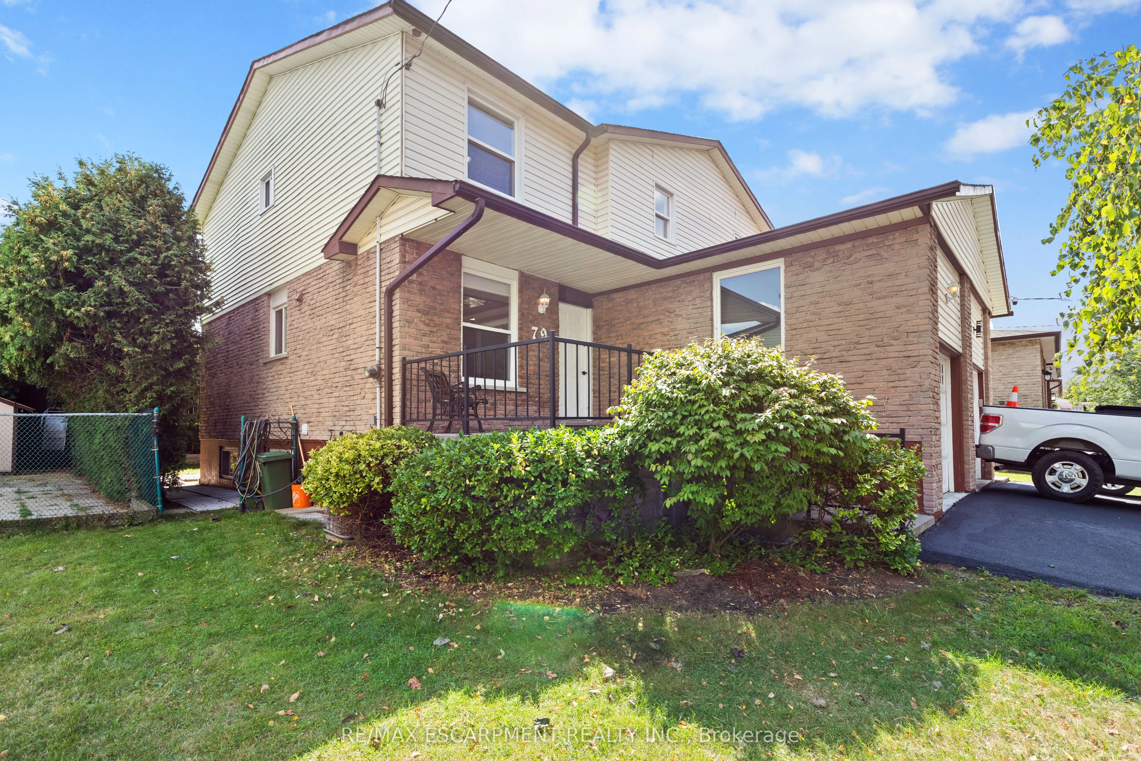79 Adis Avenue