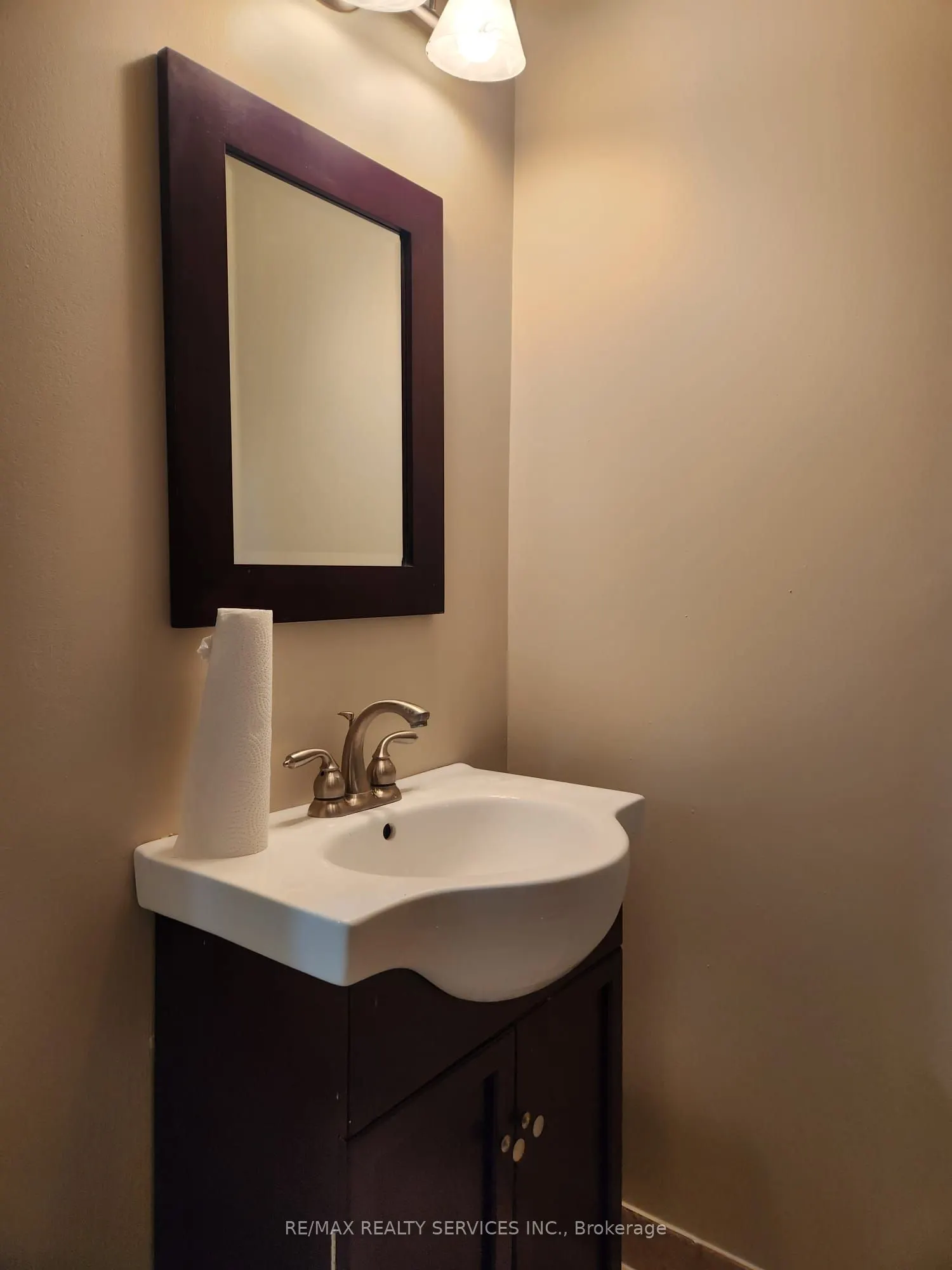 464 Thorndale Drive, #BASEMENT